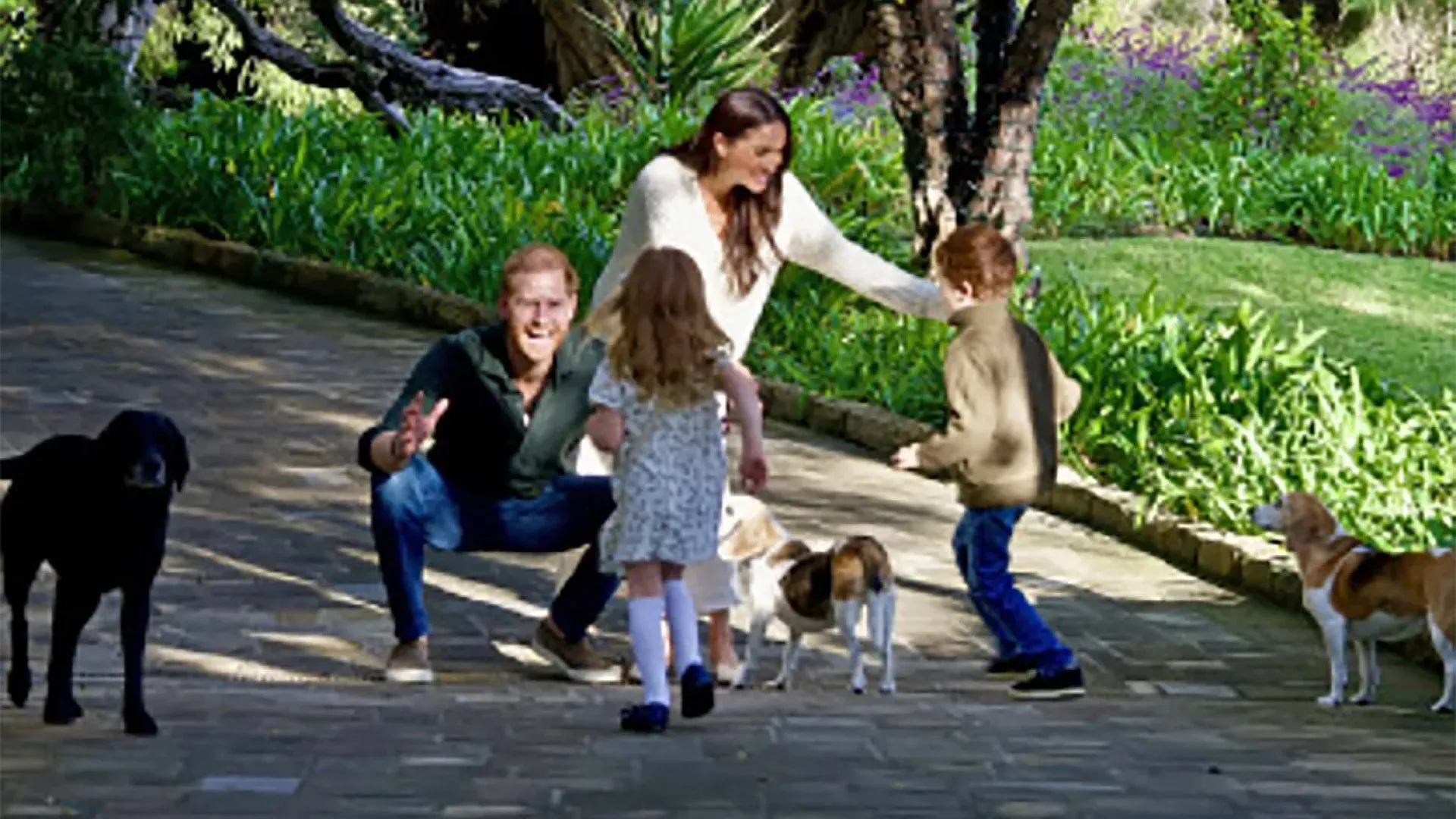 Príncipe Harry vai faltar ao aniversário de Archie pelo 2º ano seguido