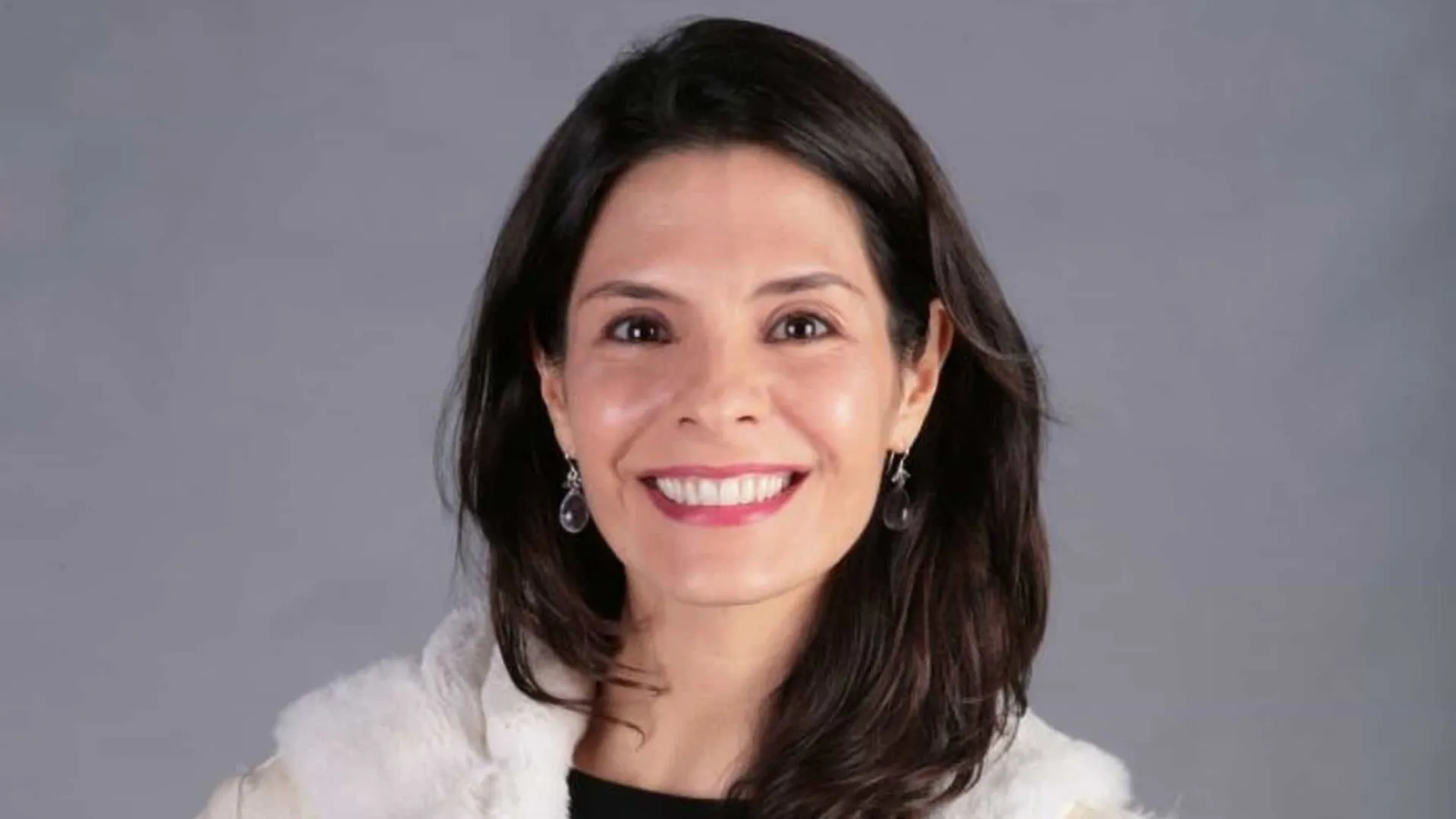 'Só Deus sabe quando, mas quero voltar a fazer novelas', diz Helena Ranaldi