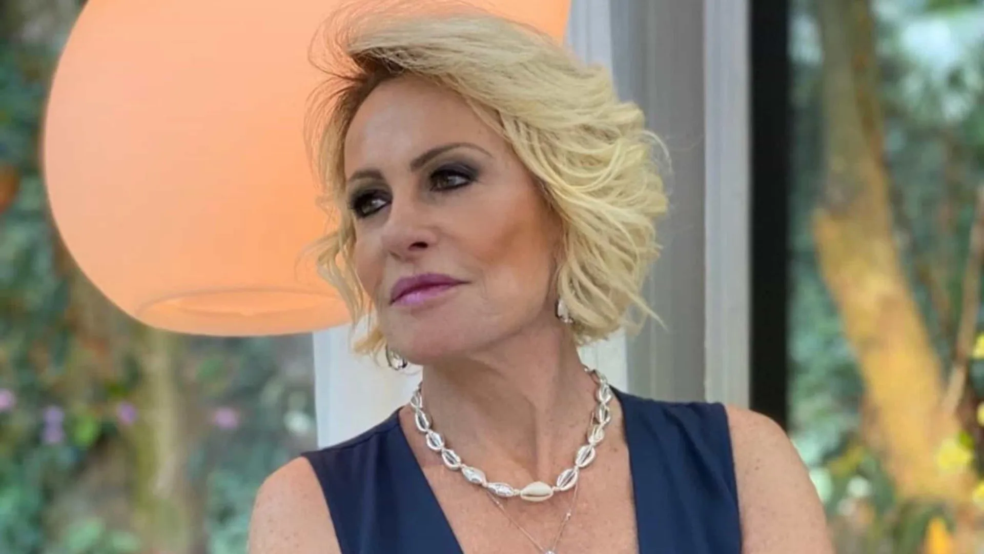 Ana Maria Braga comemora ter novos projetos aos 76 anos