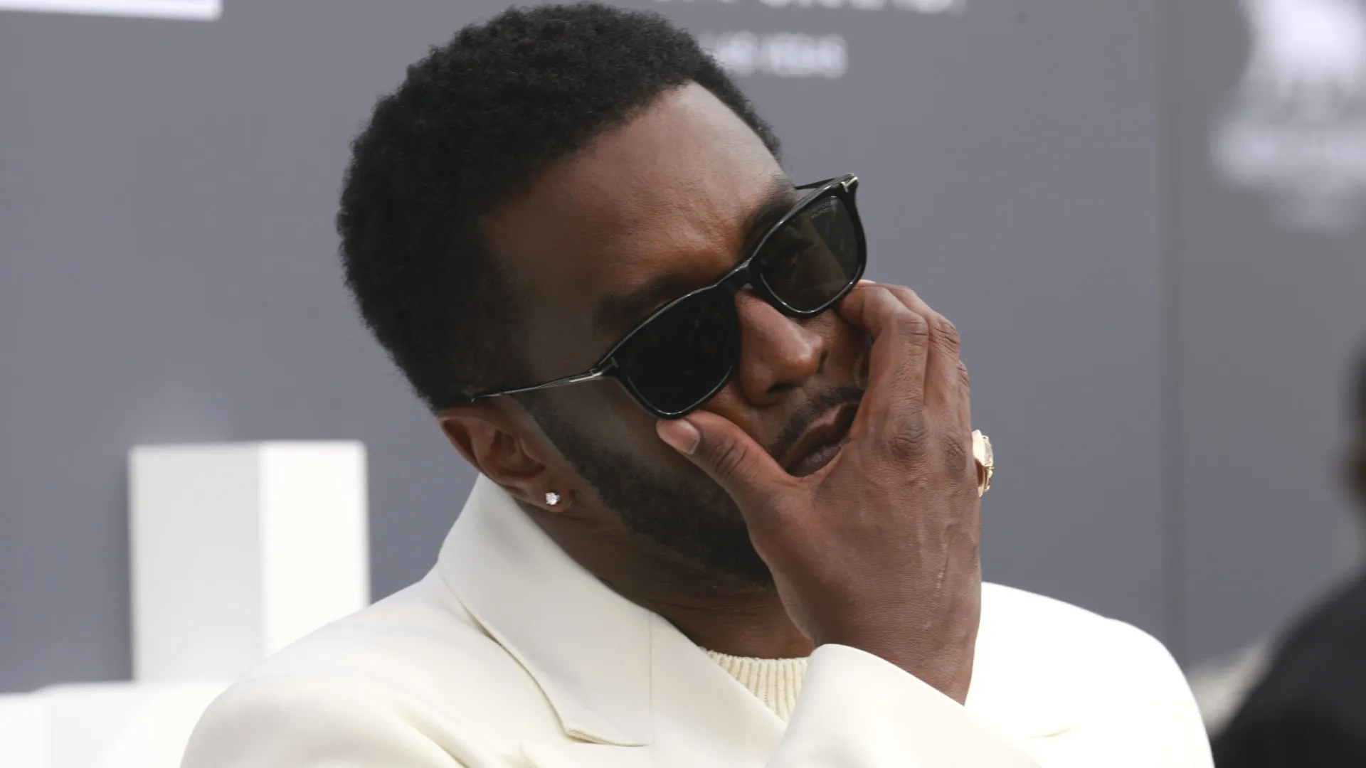 Diddy declara amor à família durante seu julgamento por tráfico e crime sexual