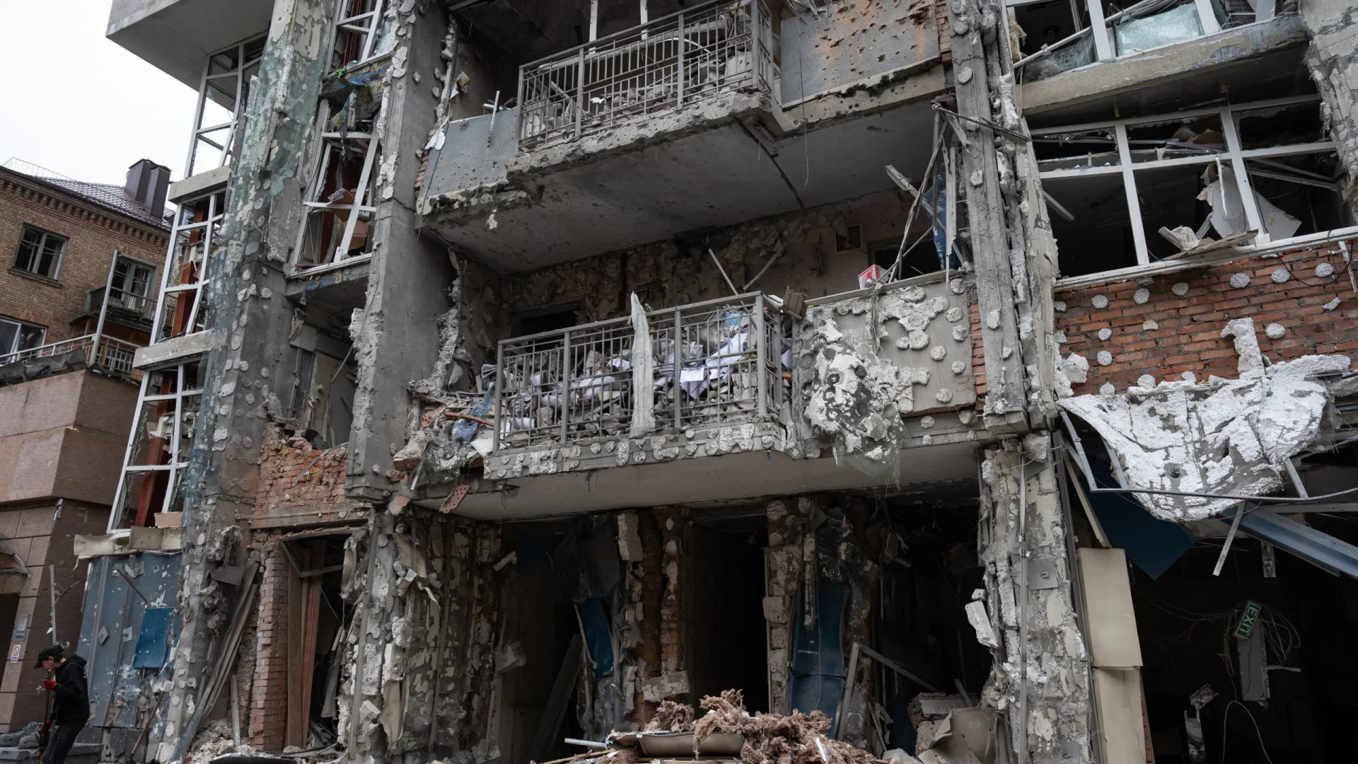 Rússia ataca Kiev com mísseis e drones após troca de prisioneiros