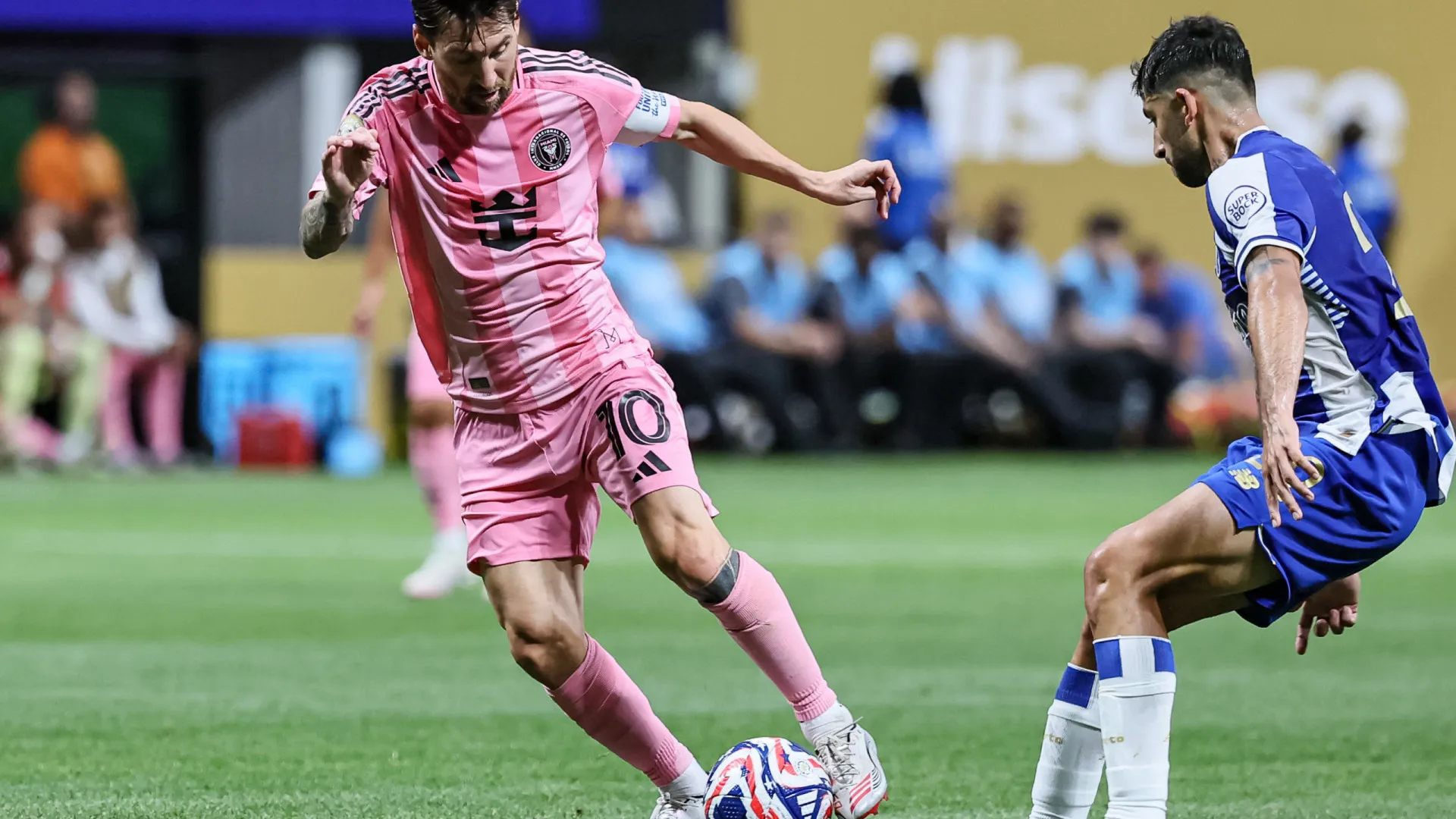 Eliminado, Porto faturou mais no Mundial que na Liga Europa