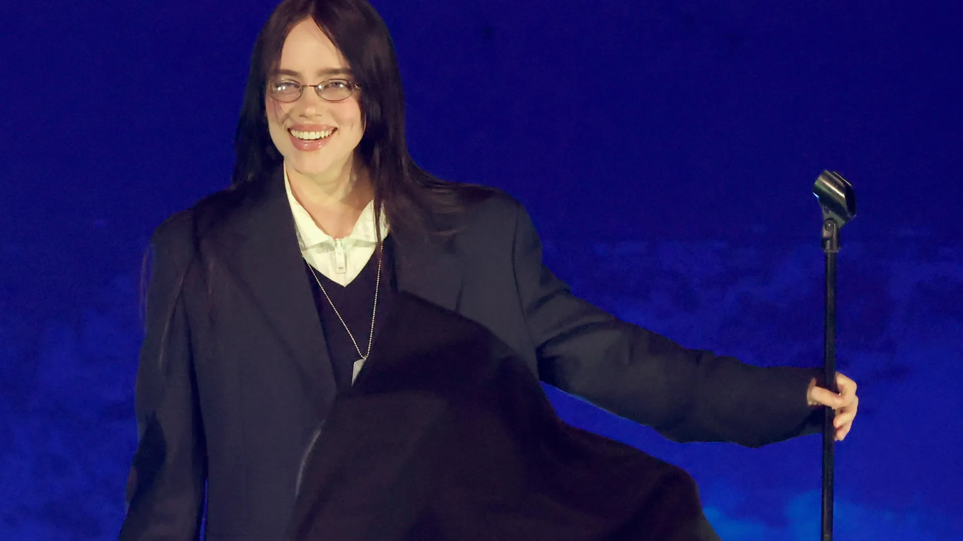 Famosos que se assumiram LGBTQ+ no último ano