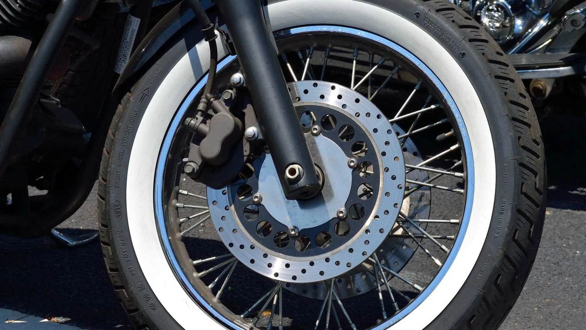 Justiça solta motociclista envolvido em acidente que matou passageira em SP