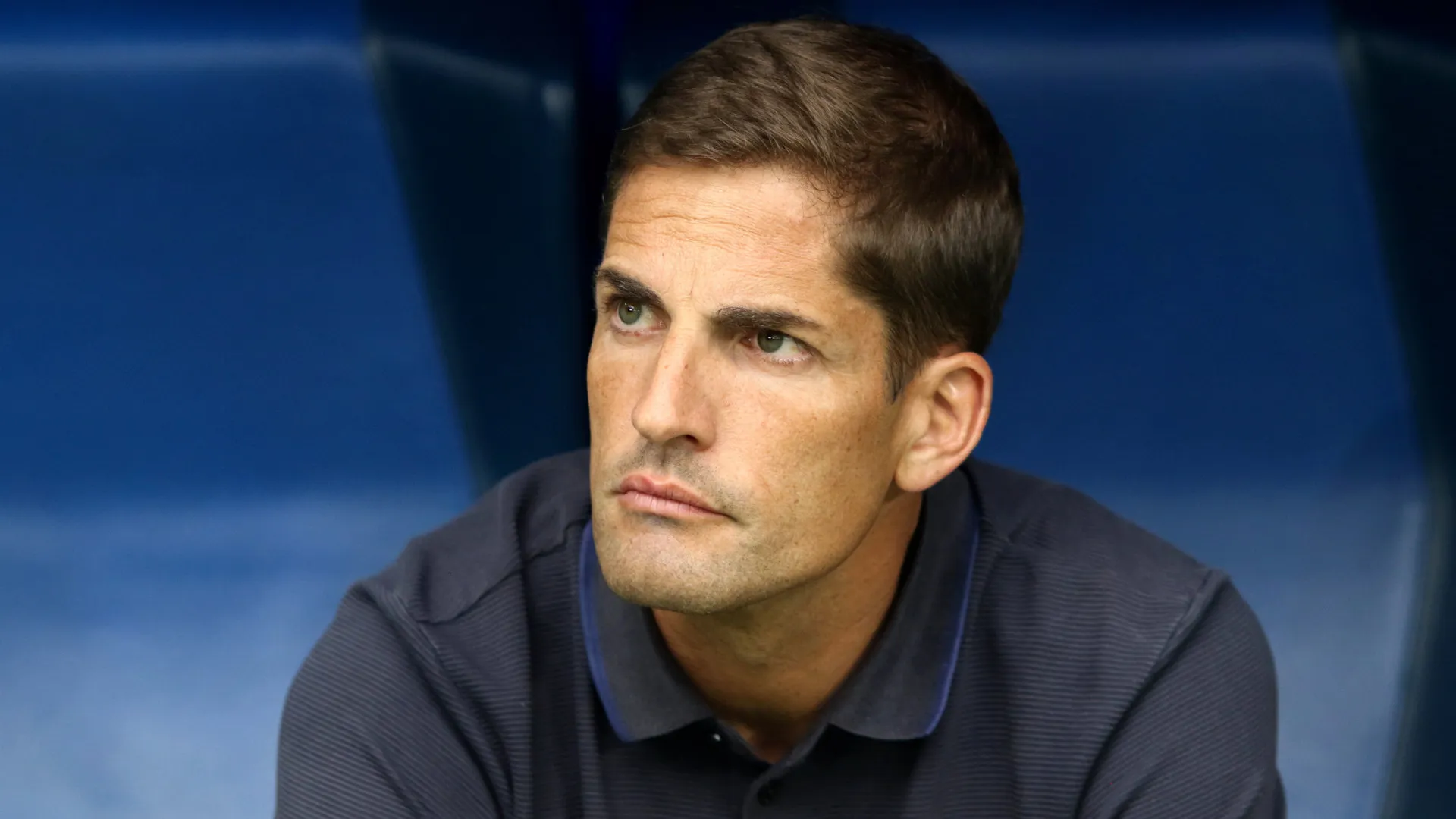 Técnico doa metade do salário após time levar goleada: ‘Nunca me senti tão envergonhado’