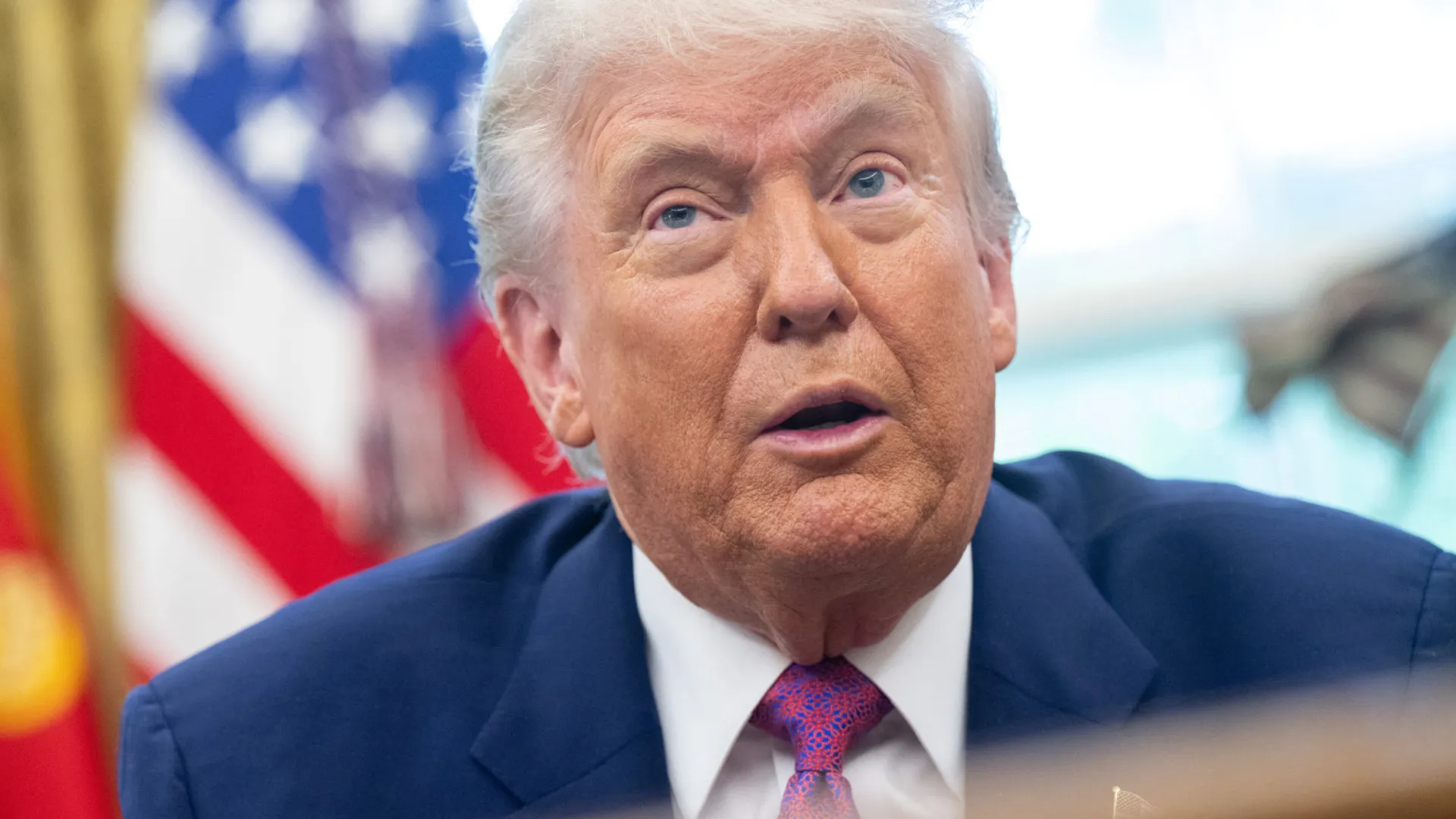 Trump publica decreto com tarifas globais e confirma Brasil como maior atingido