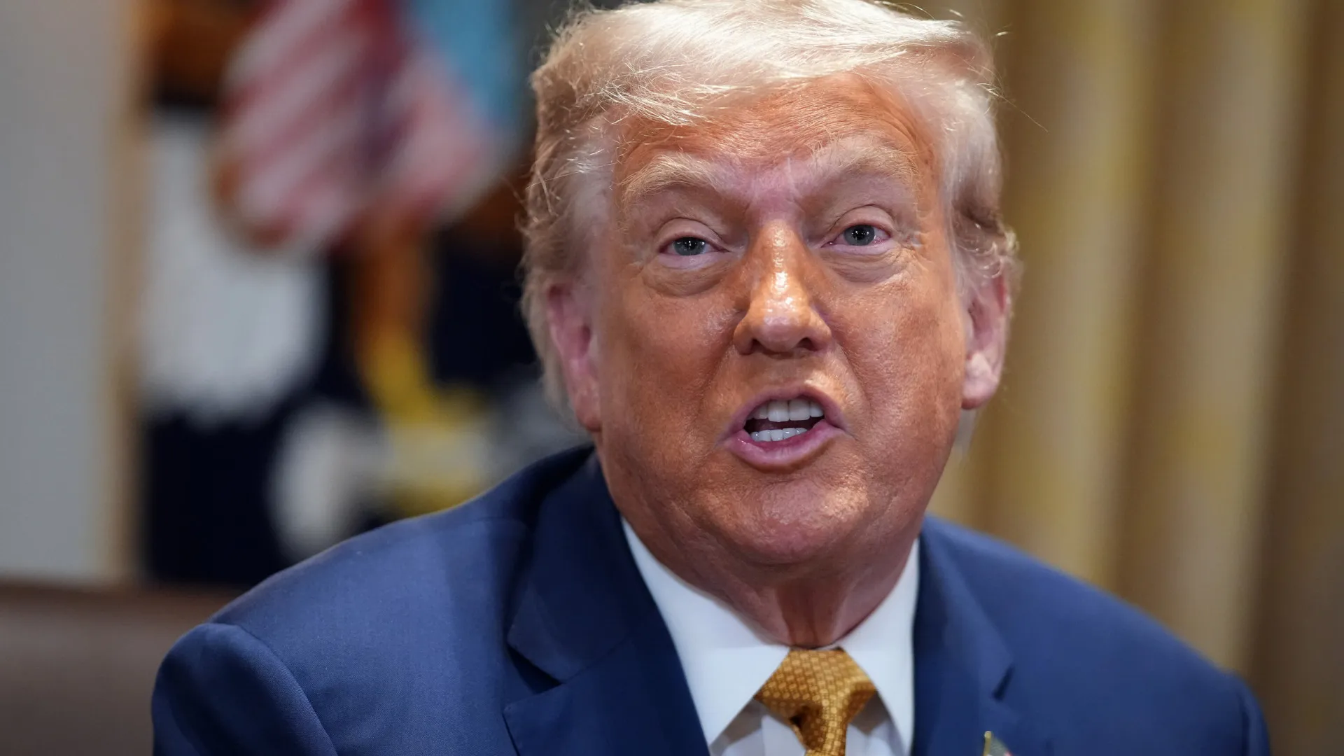 Trump tenta dar cobertura legal a tarifas com investigação, dizem analistas