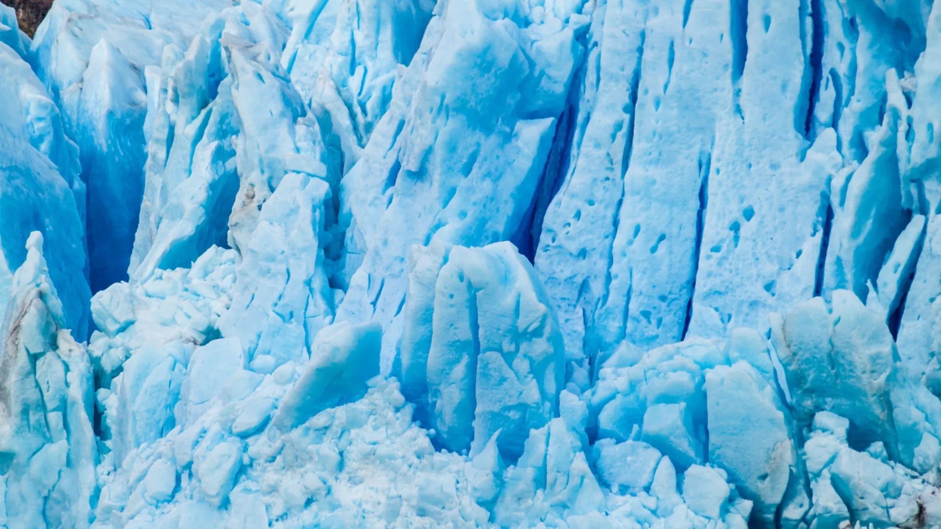 Corpo de homem desaparecido há 28 anos é encontrado após geleira derreter