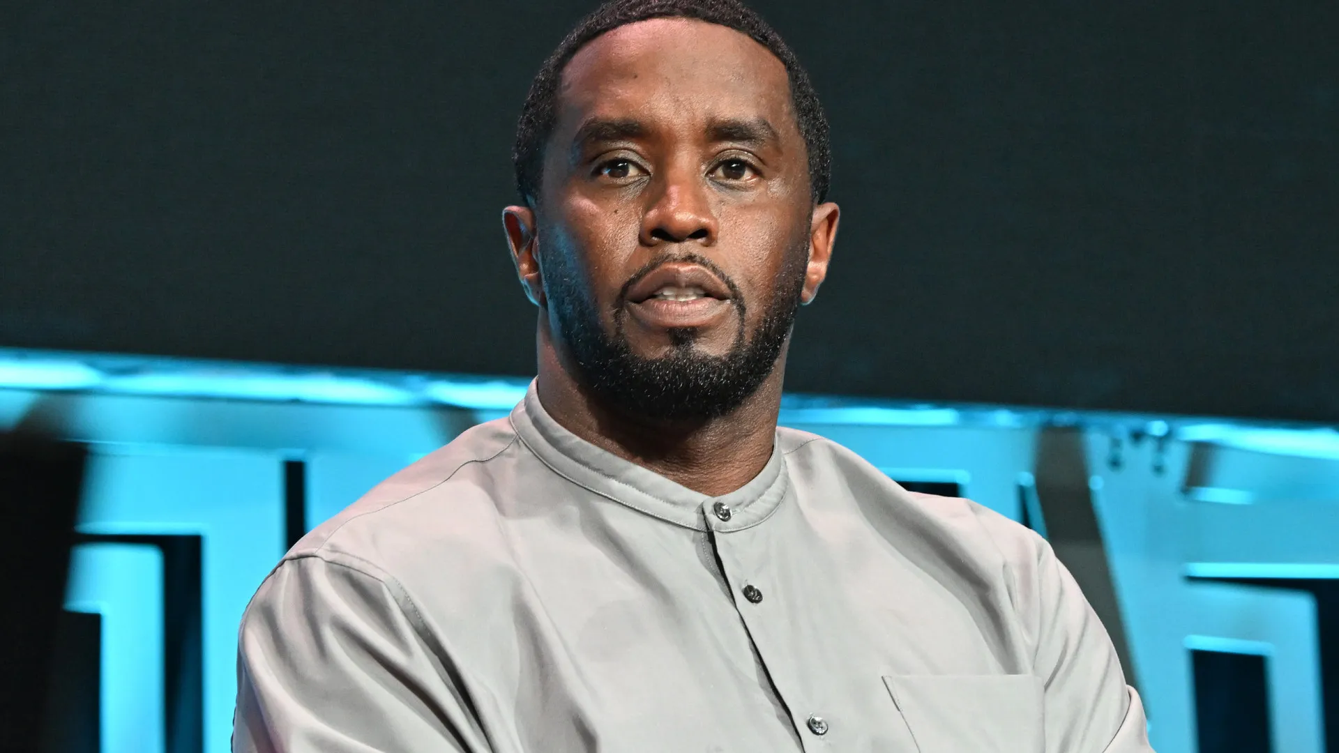 Defesa de P. Diddy denuncia comida com larvas e pede soltura da prisão