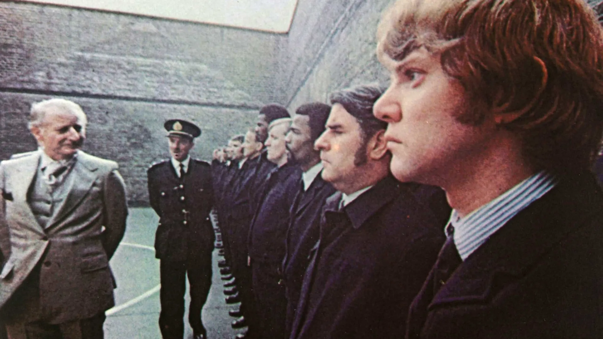 Esses filmes definitivamente NÃO previram o futuro