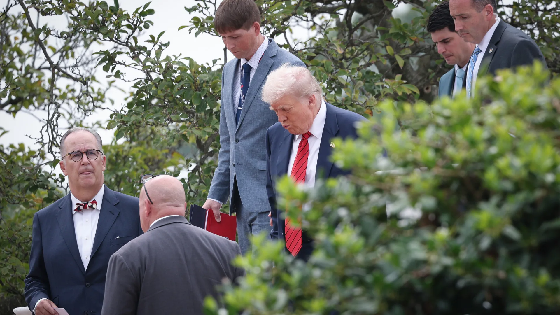 EUA anunciam suspensão de vistos para cidadãos de Gaza, que segue sob ataque de Israel