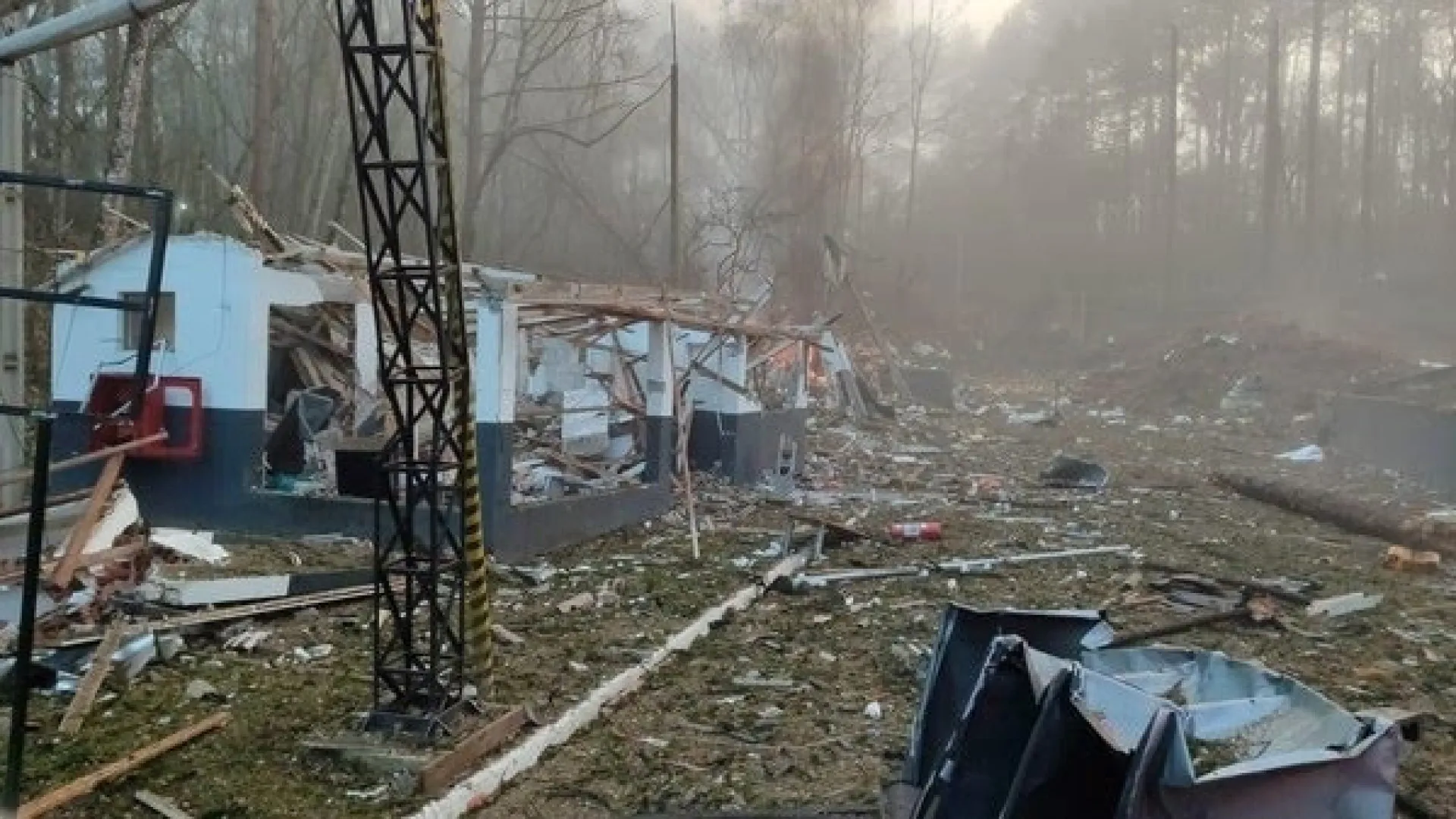 Explosão em fábrica deixa feridos e desaparecidos no Paraná