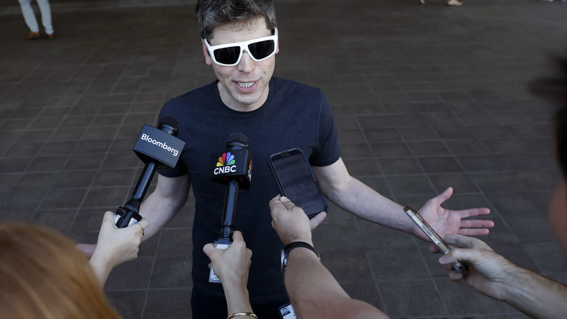 Lugares que baniram e proibiram o ChatGPT