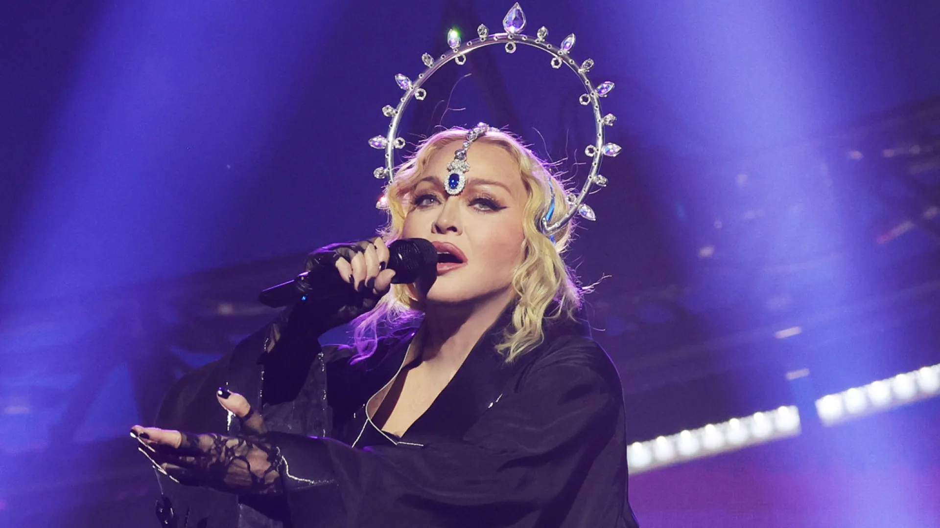 Madonna pede ao papa ida à Faixa de Gaza para proteger crianças em perigo