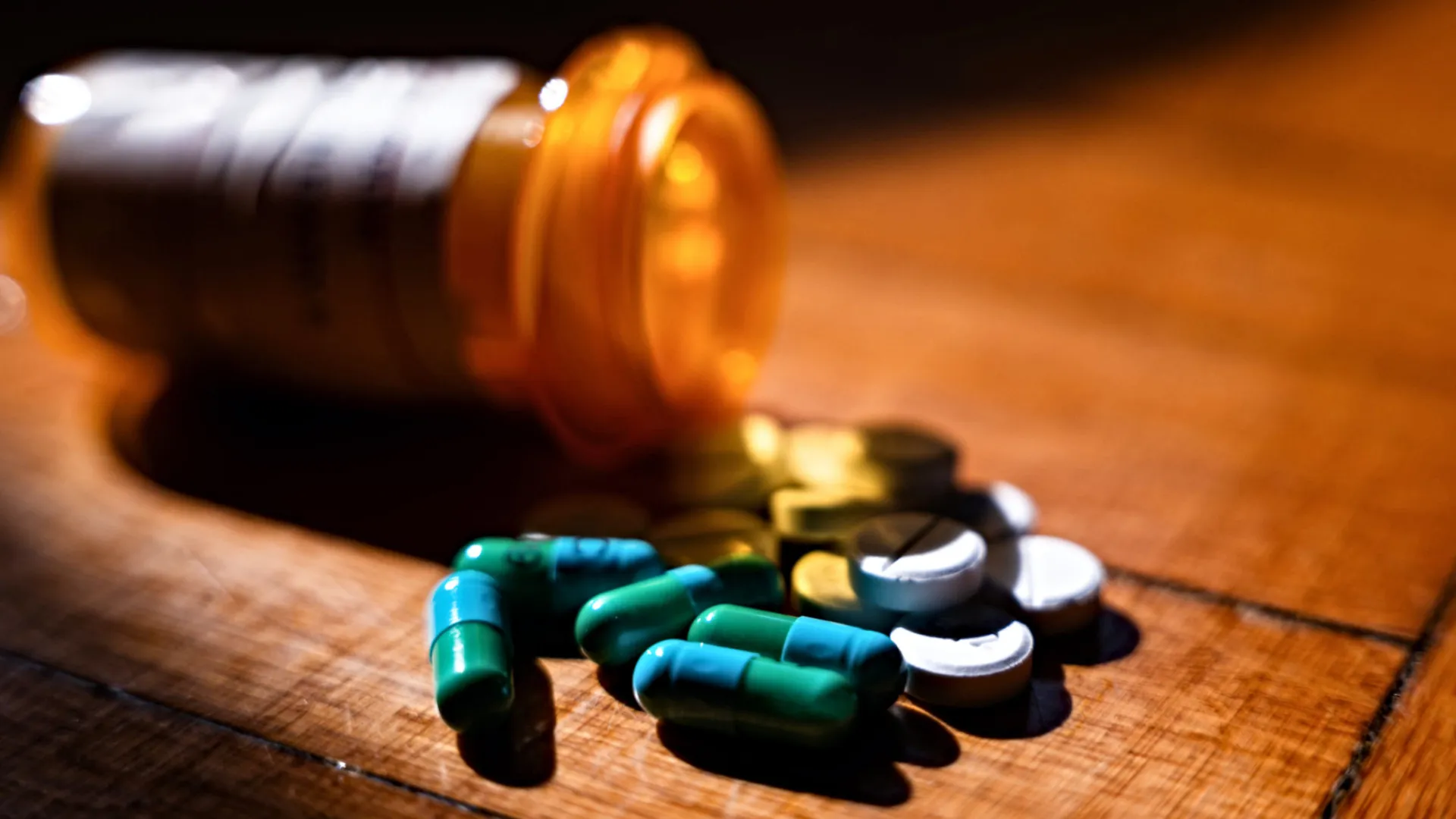 Ministério Saúde paga R$ 2,7 bilhões com medicamentos judicializados e teme explosão de custos