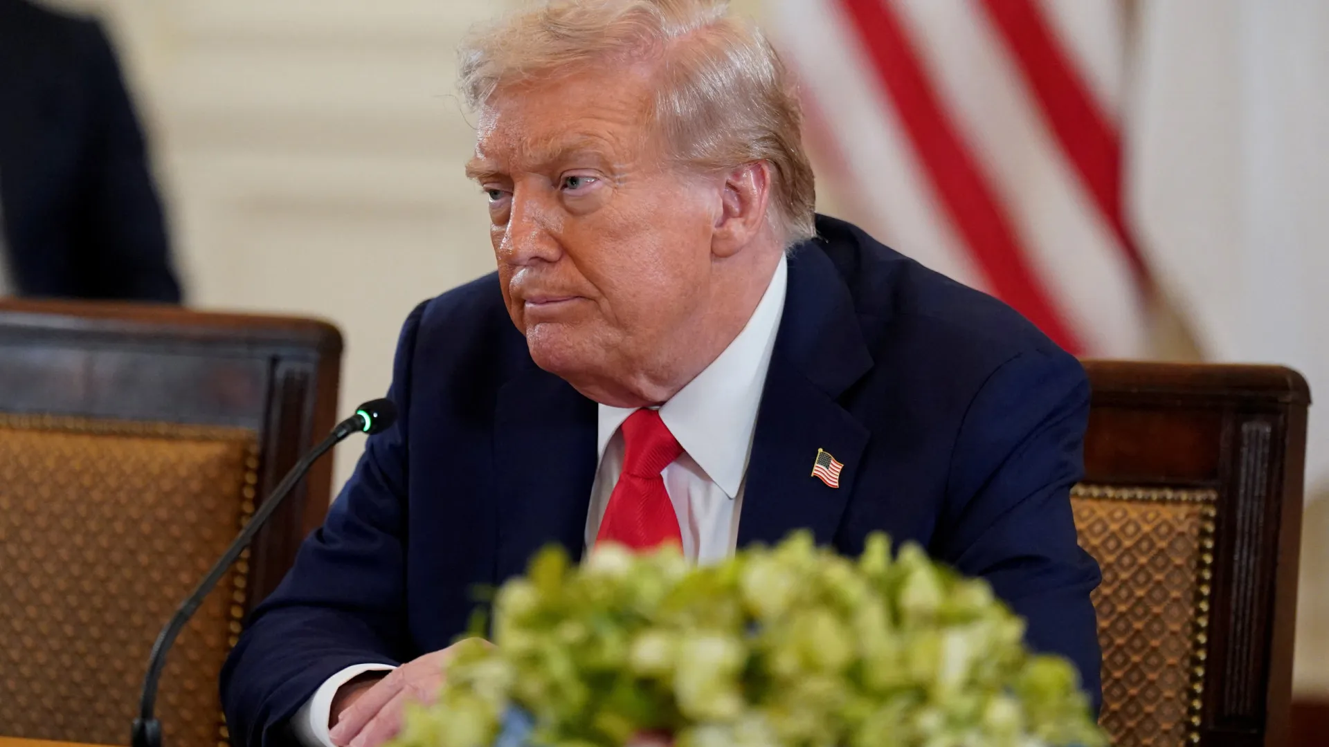 Trump pressiona Israel para acelerar suas operações militares em Gaza, diz site