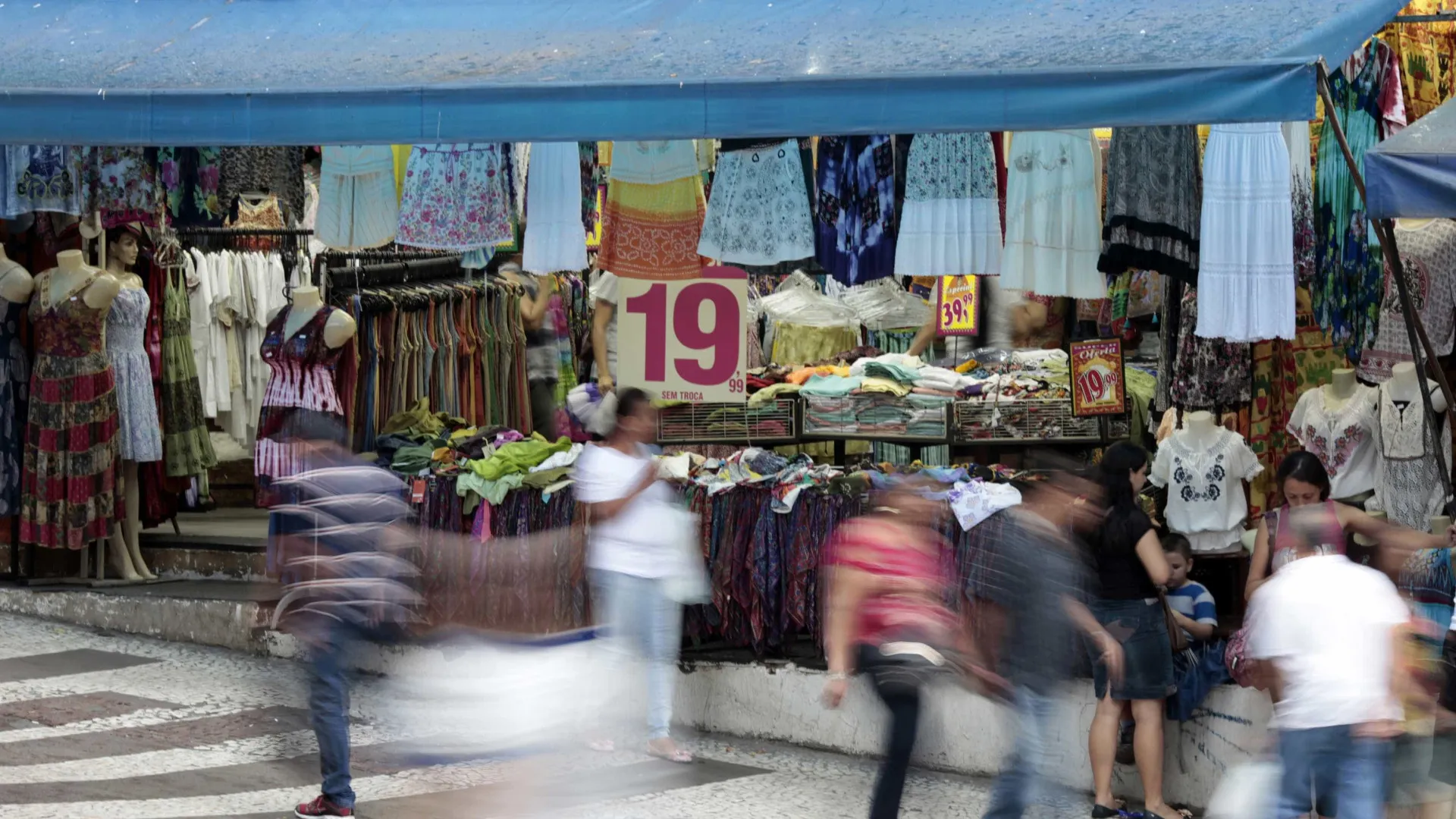 Prefeitura interdita Shopping 25 Brás, no centro de São Paulo