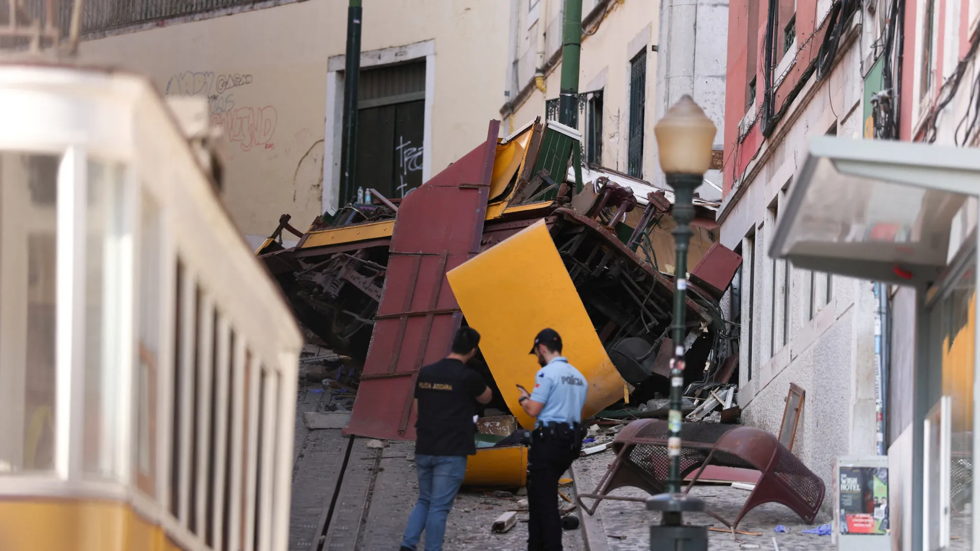Relatório: Cabo que "cedeu" provocou acidente com bondinho em Portugal