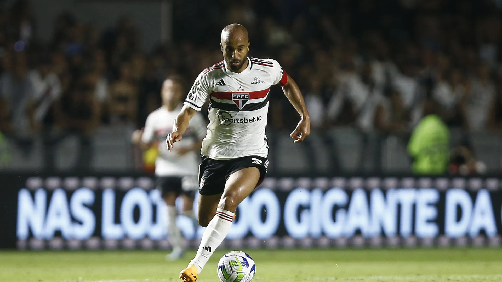 São Paulo vê ‘novo Lucas’ no CT e acredita em retorno definitivo do atleta