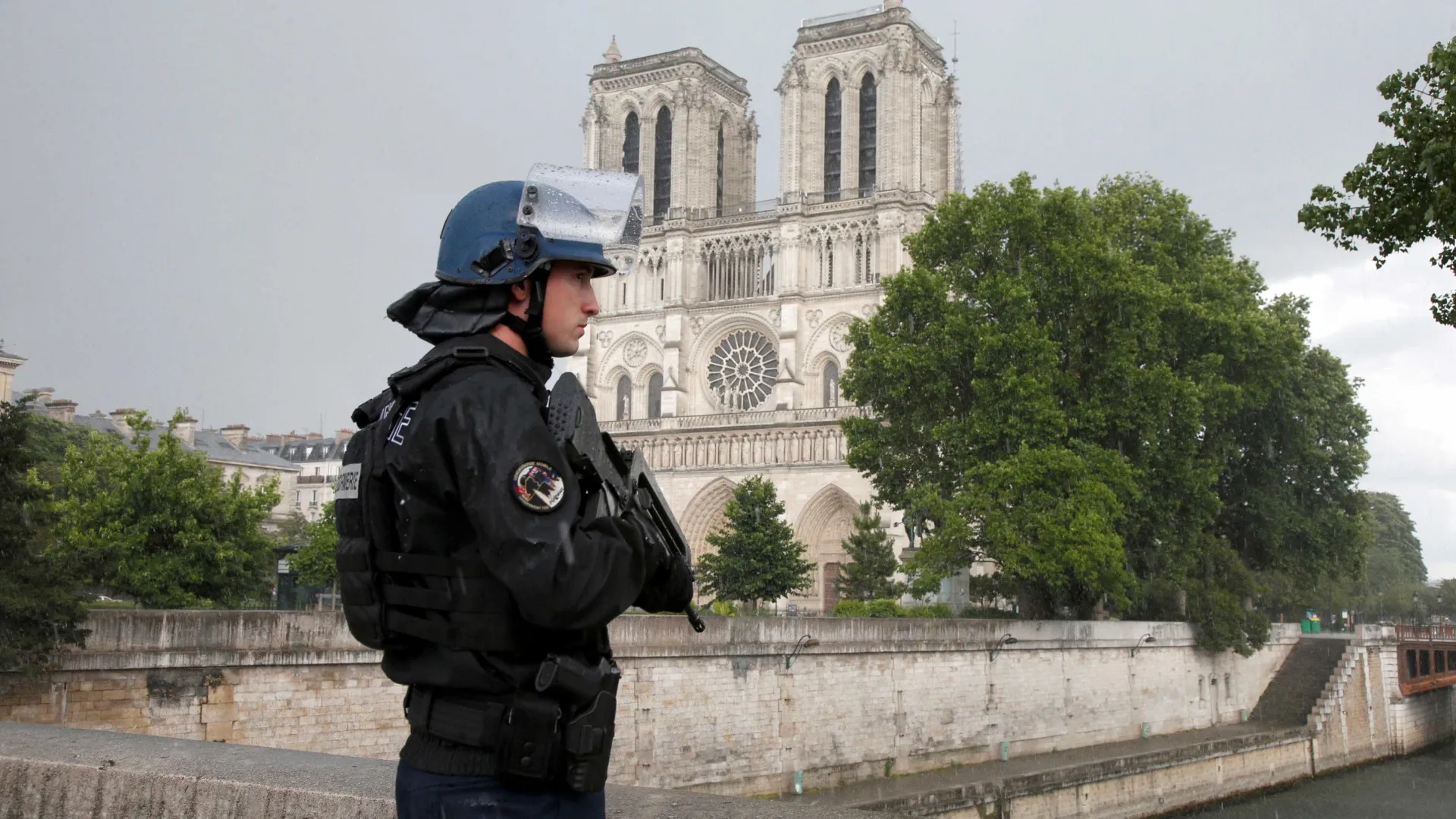 Carta anônima alerta para ataque em Notre-Dame: “Vão causar um massacre”