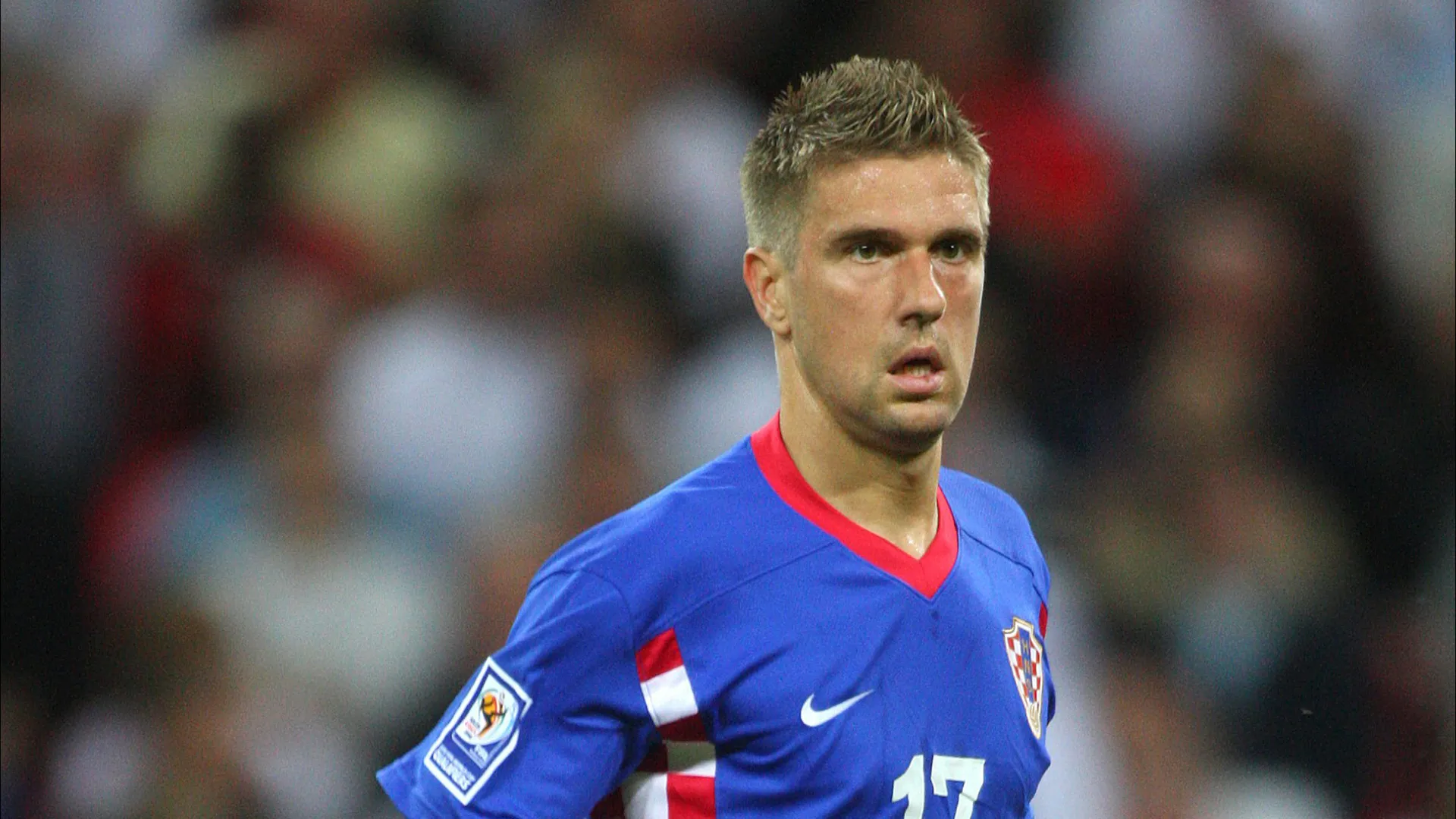 ‘Dinheiro não trará minha saúde de volta’, diz ex-atacante ao desabafar após drama