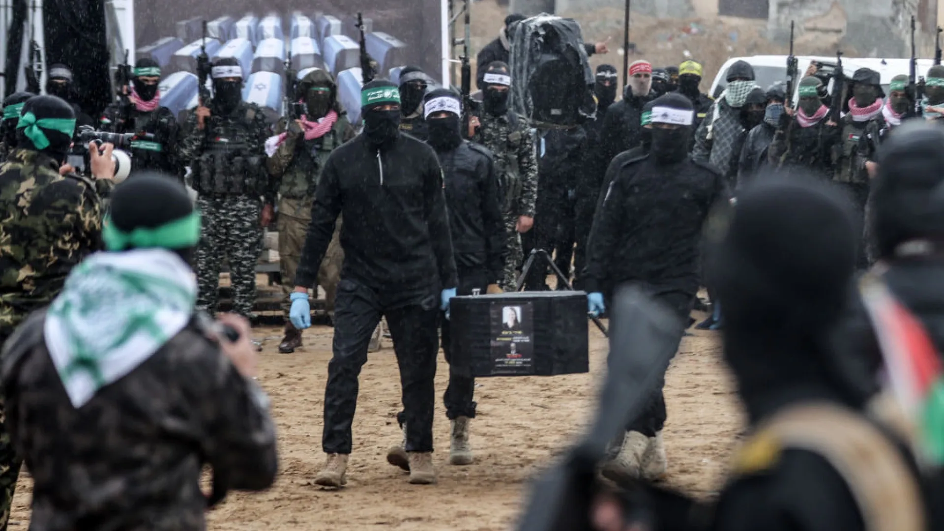 Hamas diz ter matado supostos ‘colaboradores de Israel’ enquanto tenta retomar Gaza