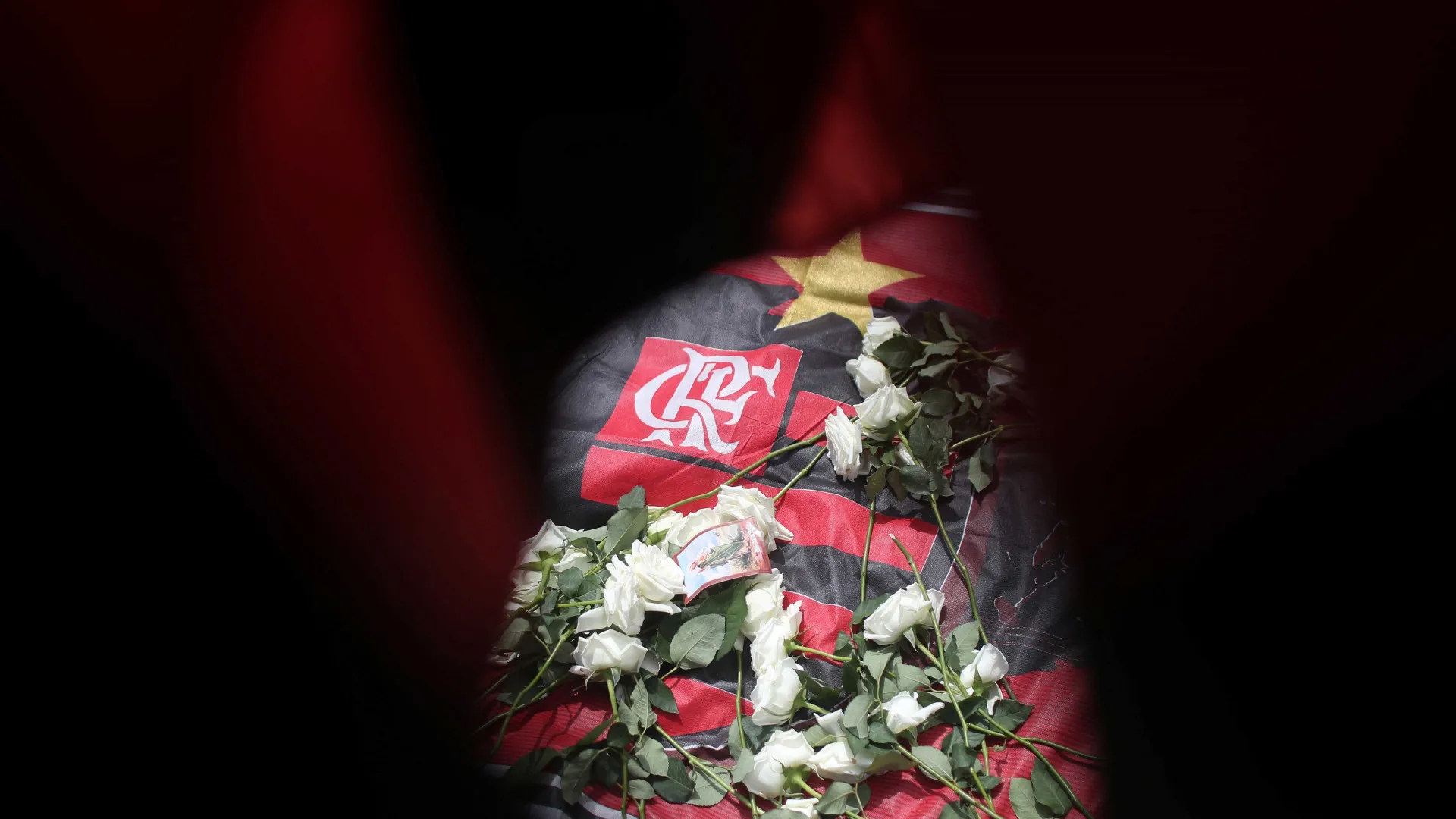 Ninho do Urubu: famílias de jovens criticam “falha grave da Justiça”