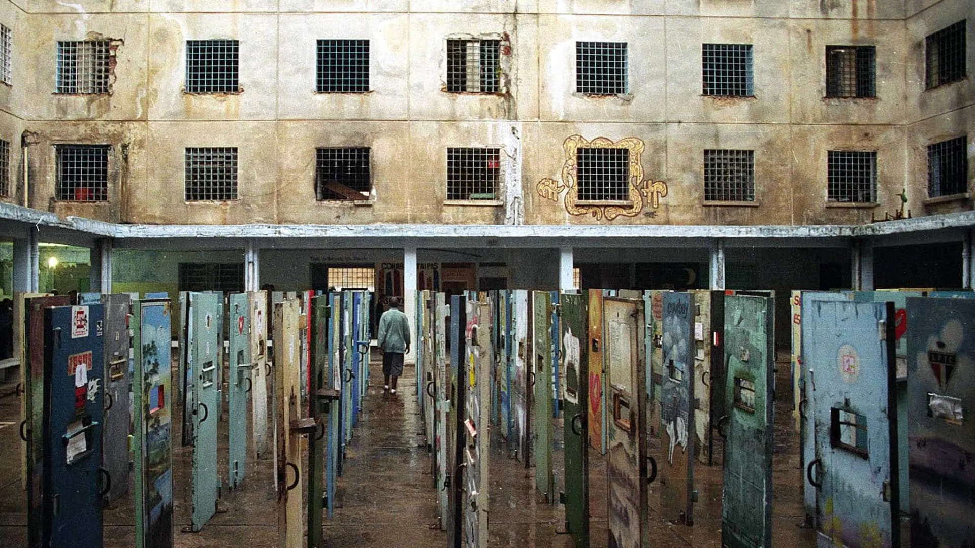 Sobrevivente do massacre do Carandiru processa Governo de SP por tortura e danos morais