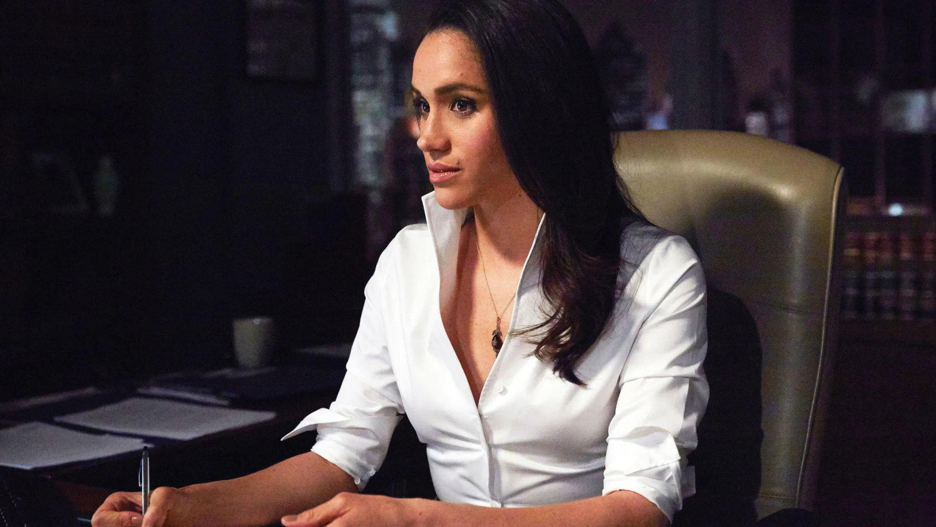 Meghan Markle entra na Justiça por ‘fake news’ de roubo de vestido