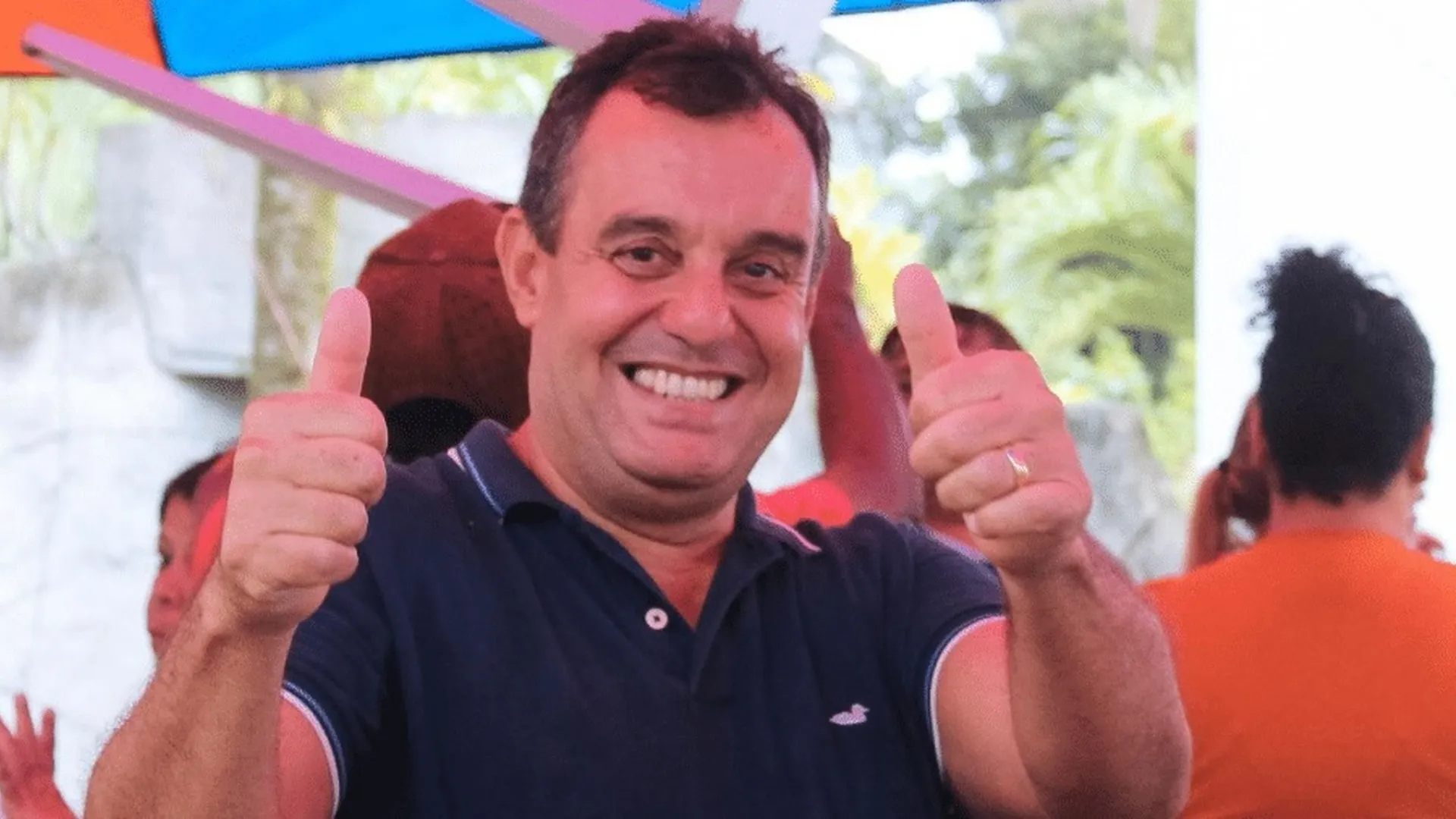 Vereador do PL é preso sob suspeita de apoiar traficantes na construção de barricadas no RJ