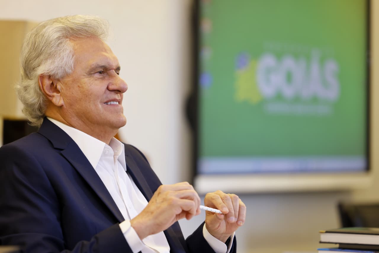 Caiado destaca avanço histórico na alfabetização em Goiás durante encontro voltado para leitura na América Latina