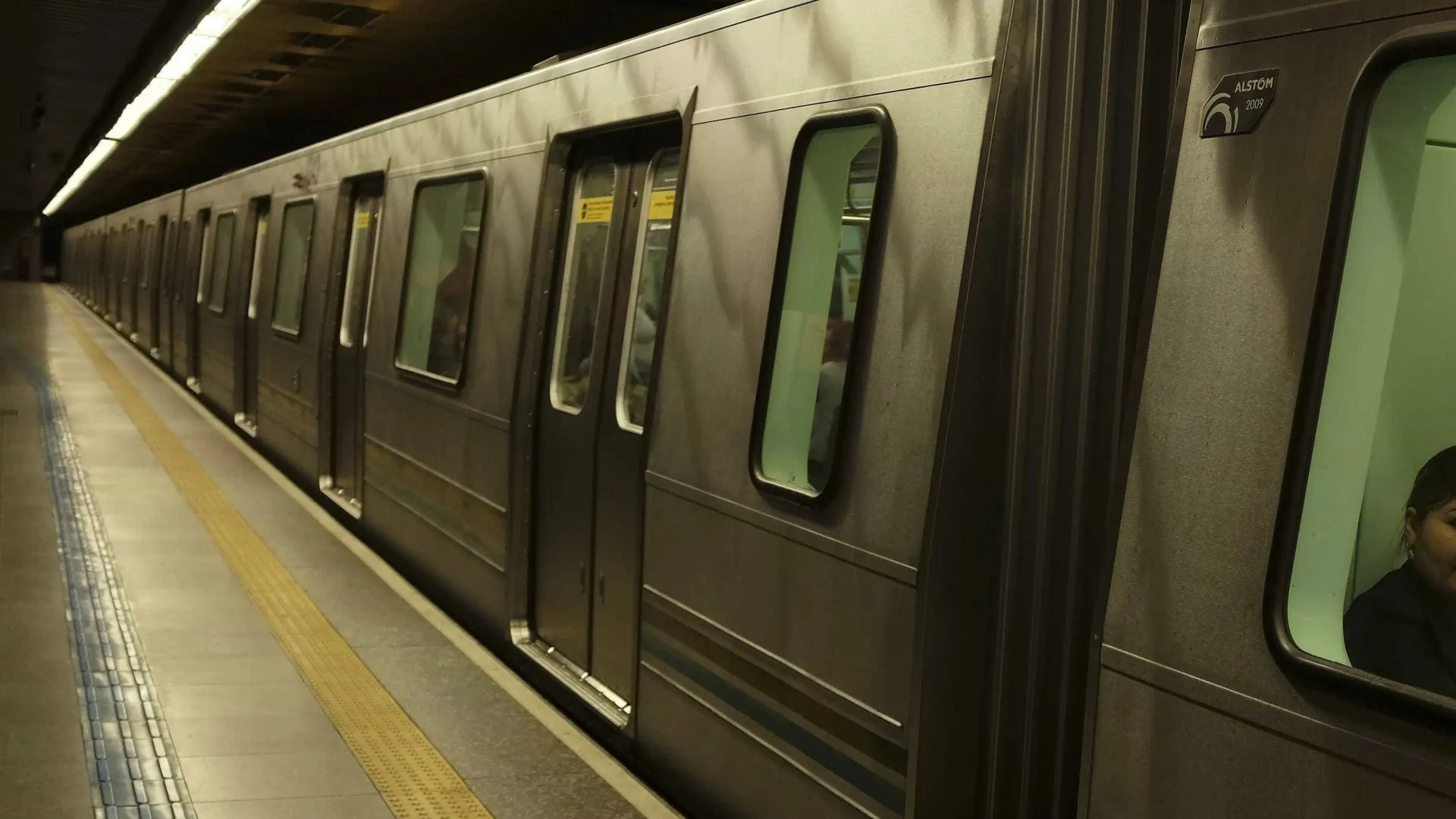 Homem é preso por cobrar ‘mensalidade’ para impedir crimes em trens de SP