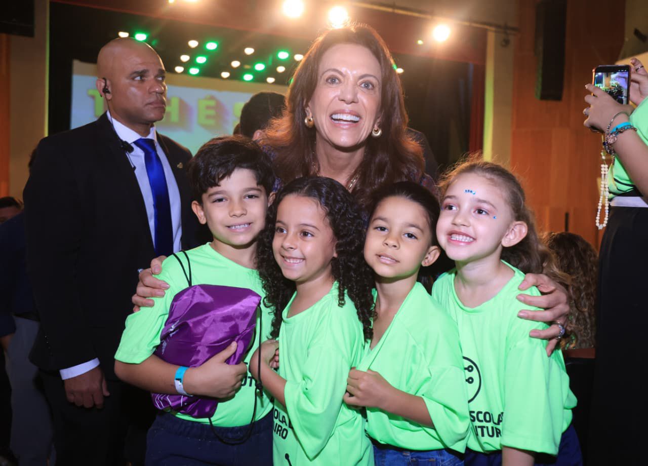 Alunos das Escolas do Futuro de Goiás podem receber Bolsa Profissionalizante