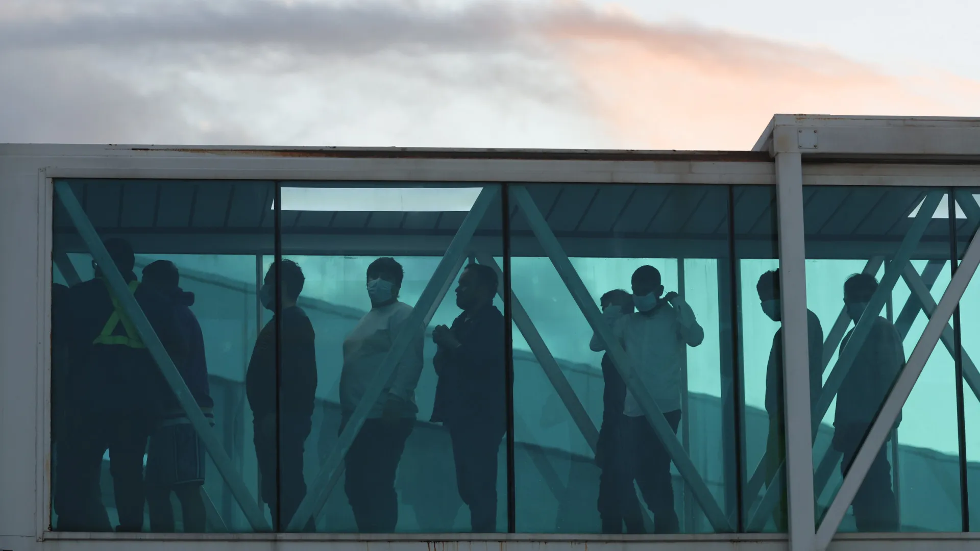 Quase 3 milhões de imigrantes ilegais deixaram EUA no último ano