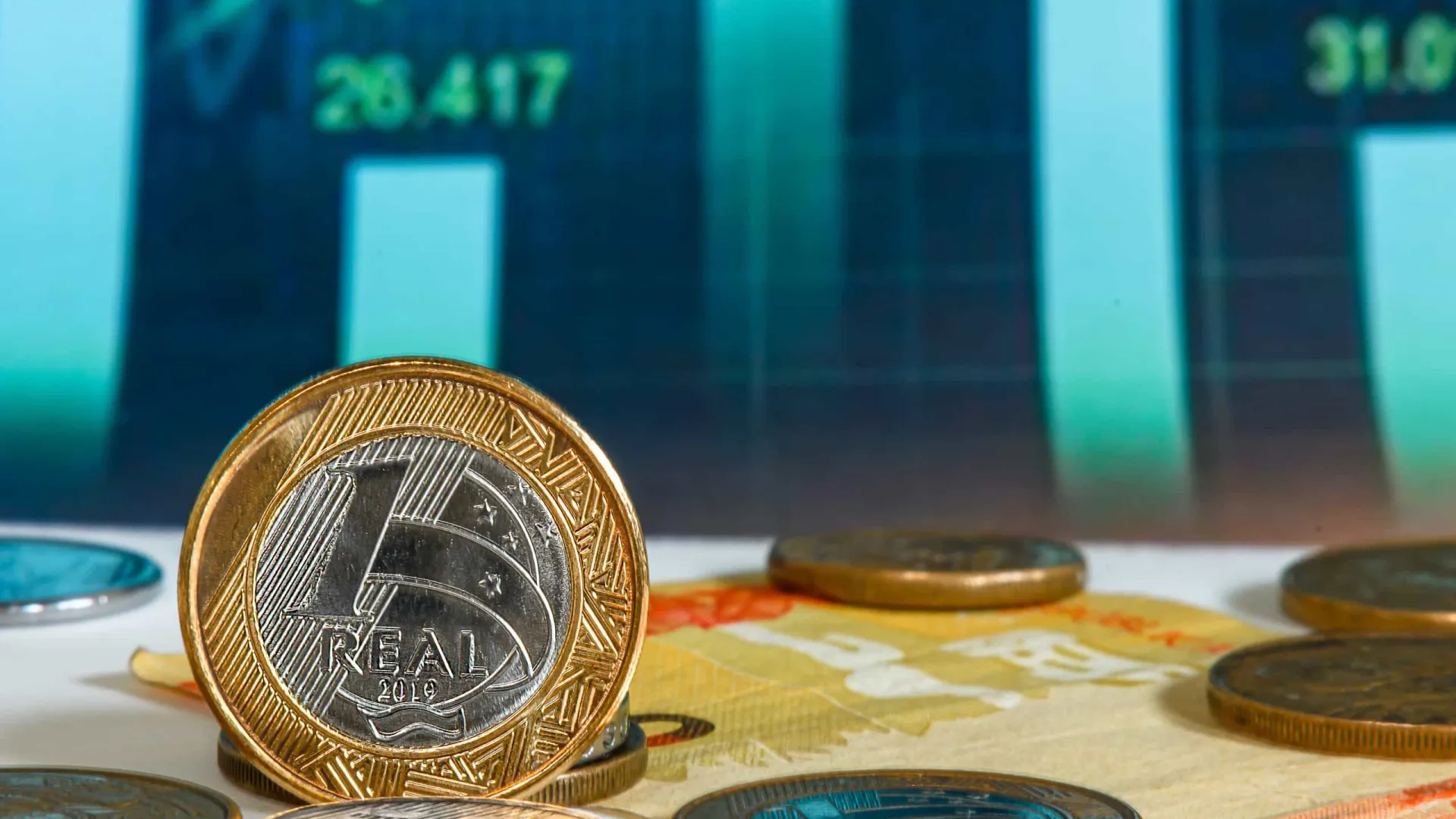 ‘Selic em 15% faz bilionário ganhar R$ 400 mil por dia sem produzir nada’, diz ex-consultor da ONU