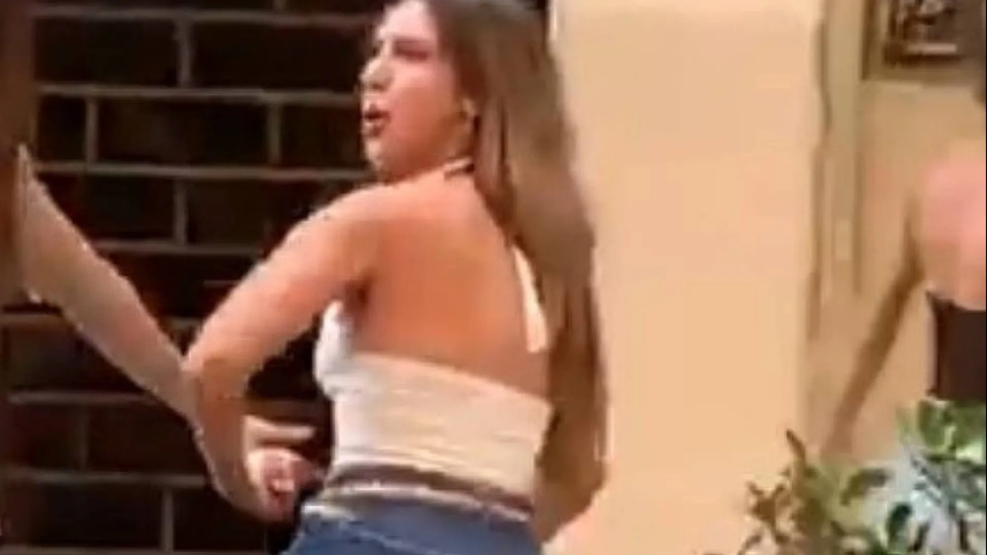 Turista argentina suspeita de ofensas racistas em bar no Rio é denunciada