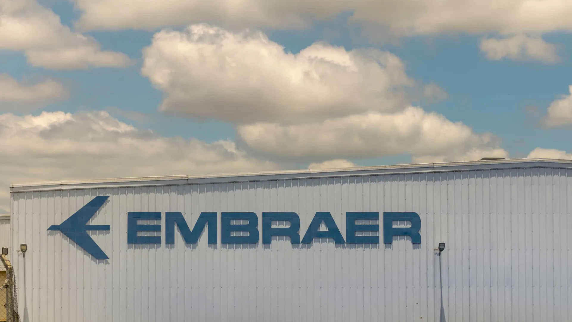Embraer e Hindalco assinam memorando para avaliar potenciais oportunidades de negócios na Índia