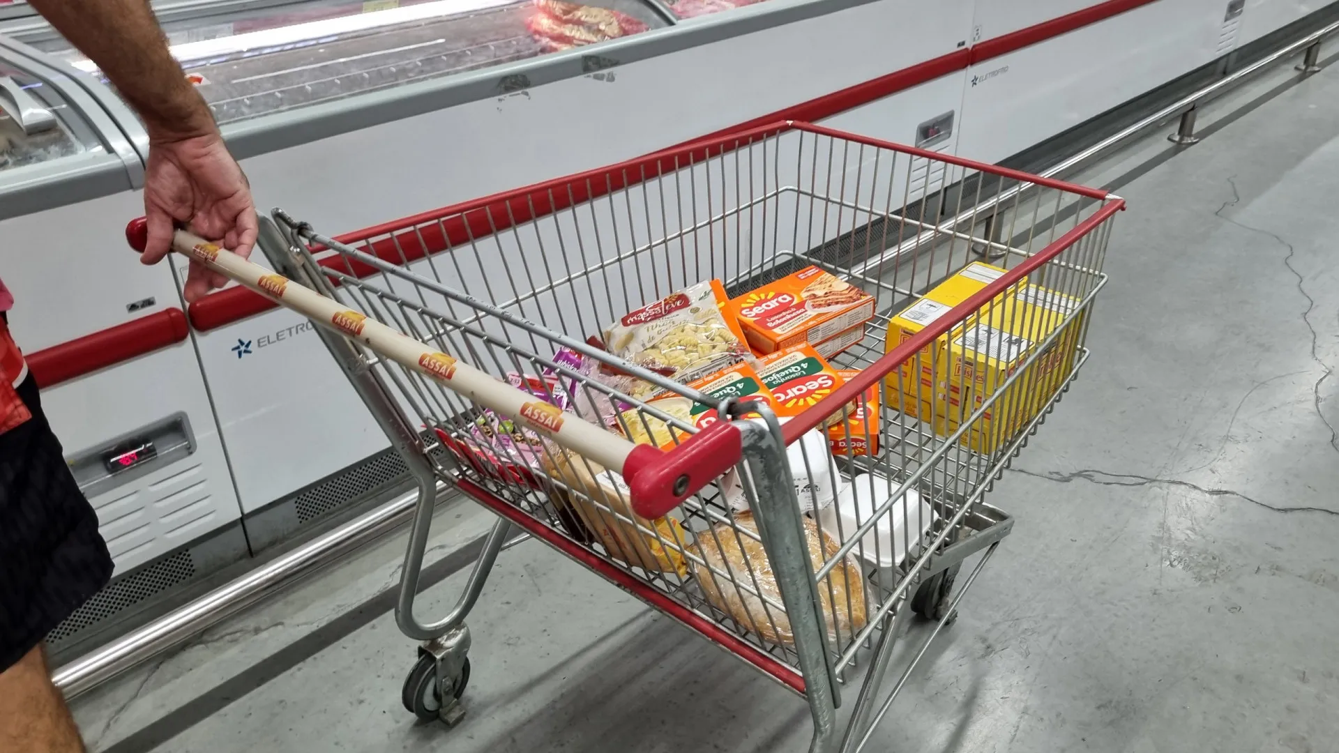 Inflação fica em 0,33% em janeiro e repete taxa de dezembro