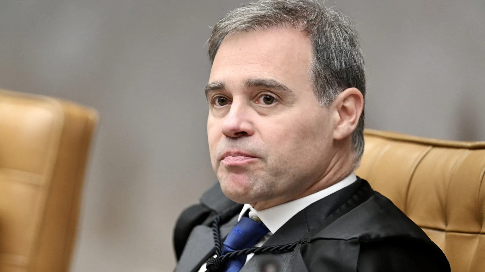 Mendonça tem nova reunião com PF e recebe relatório sobre Caso Master