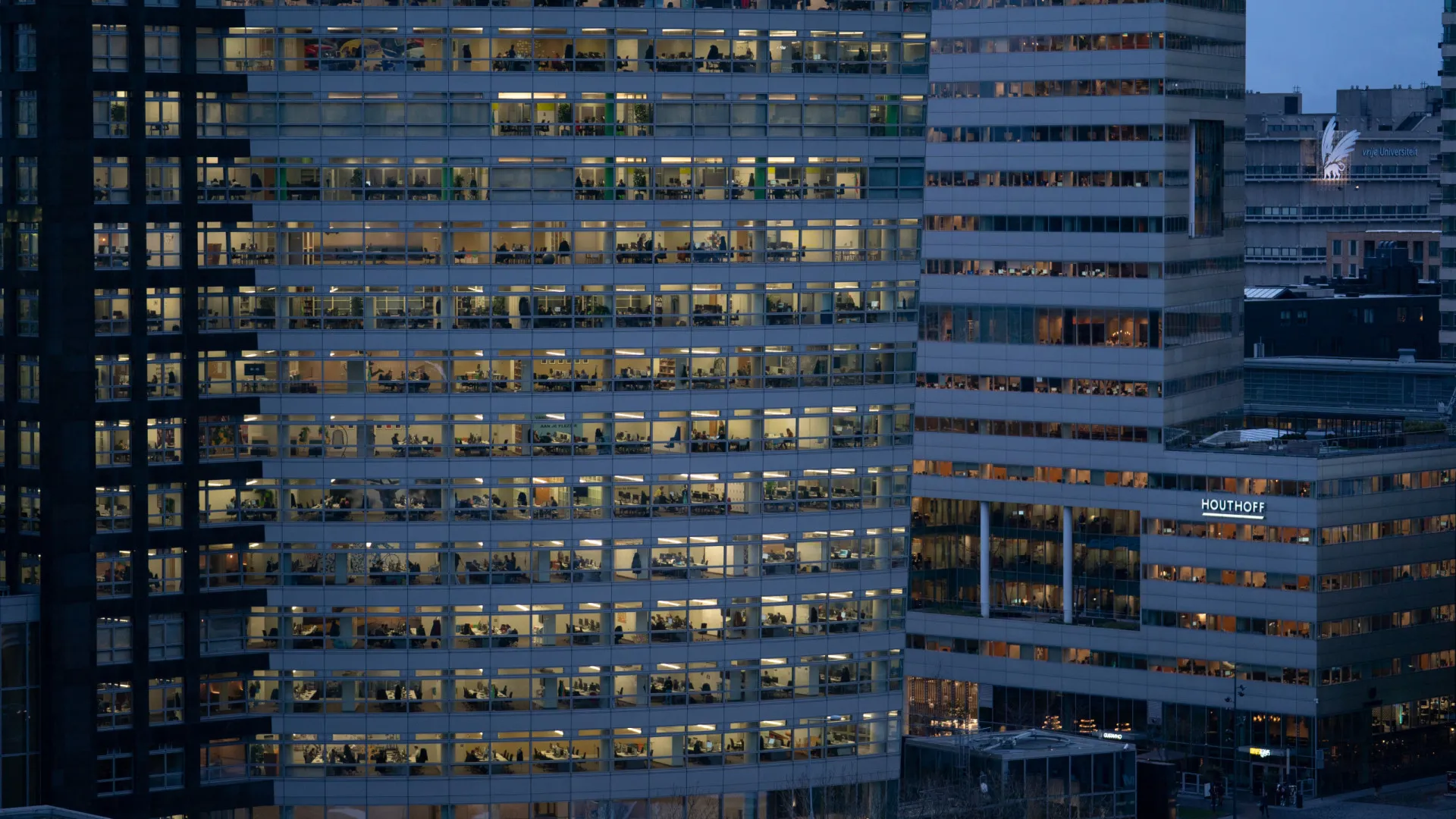 Países com as maiores jornadas de trabalho: O Brasil está no topo da lista