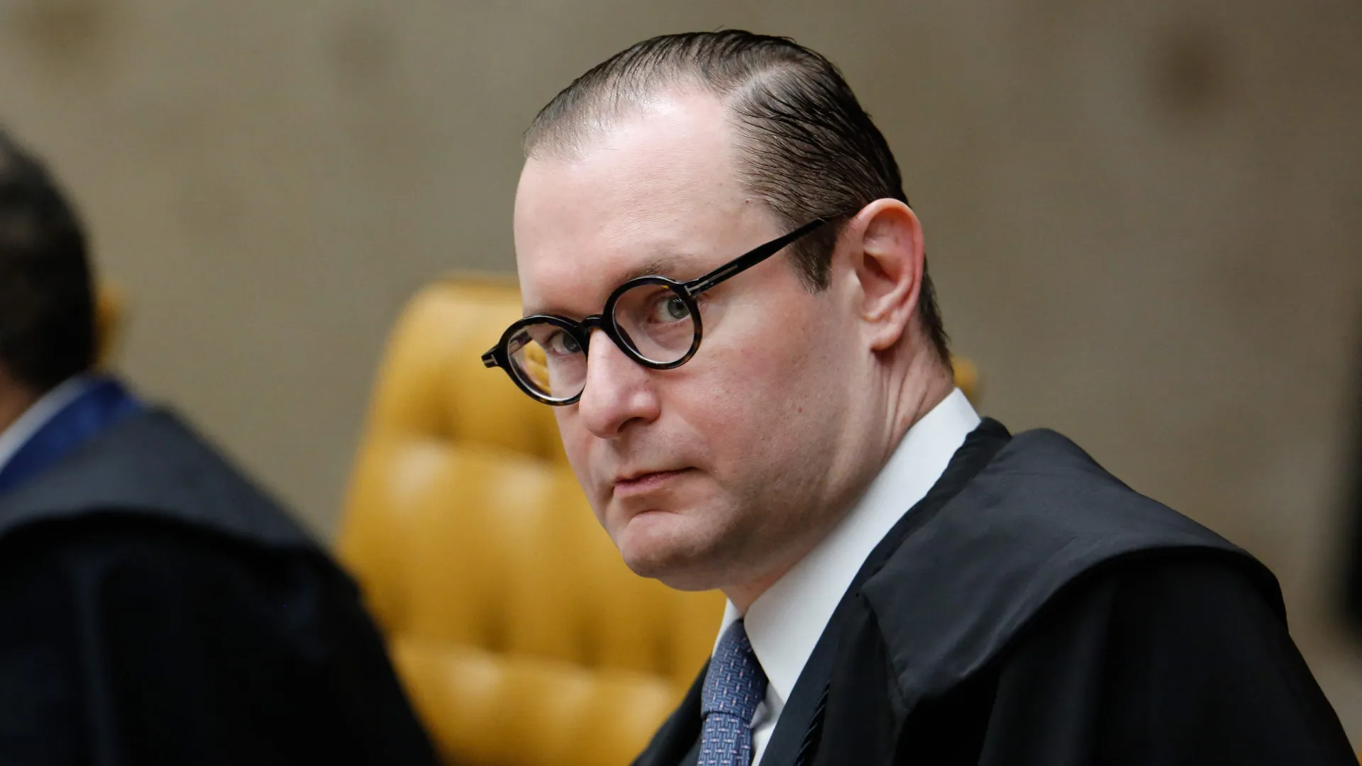 Zanin vota contra aposentadoria especial do vigilante e placar fica empatado no STF; veja o que pode acontecer