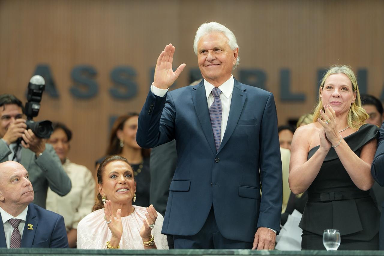 “Fizemos o Estado mais importante do País”, diz Caiado ao passar o governo para Daniel Vilela