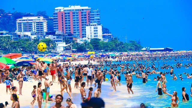 Brasil tem recorde de turistas estrangeiros no 1º trimestre, com alta anual de 19,4%