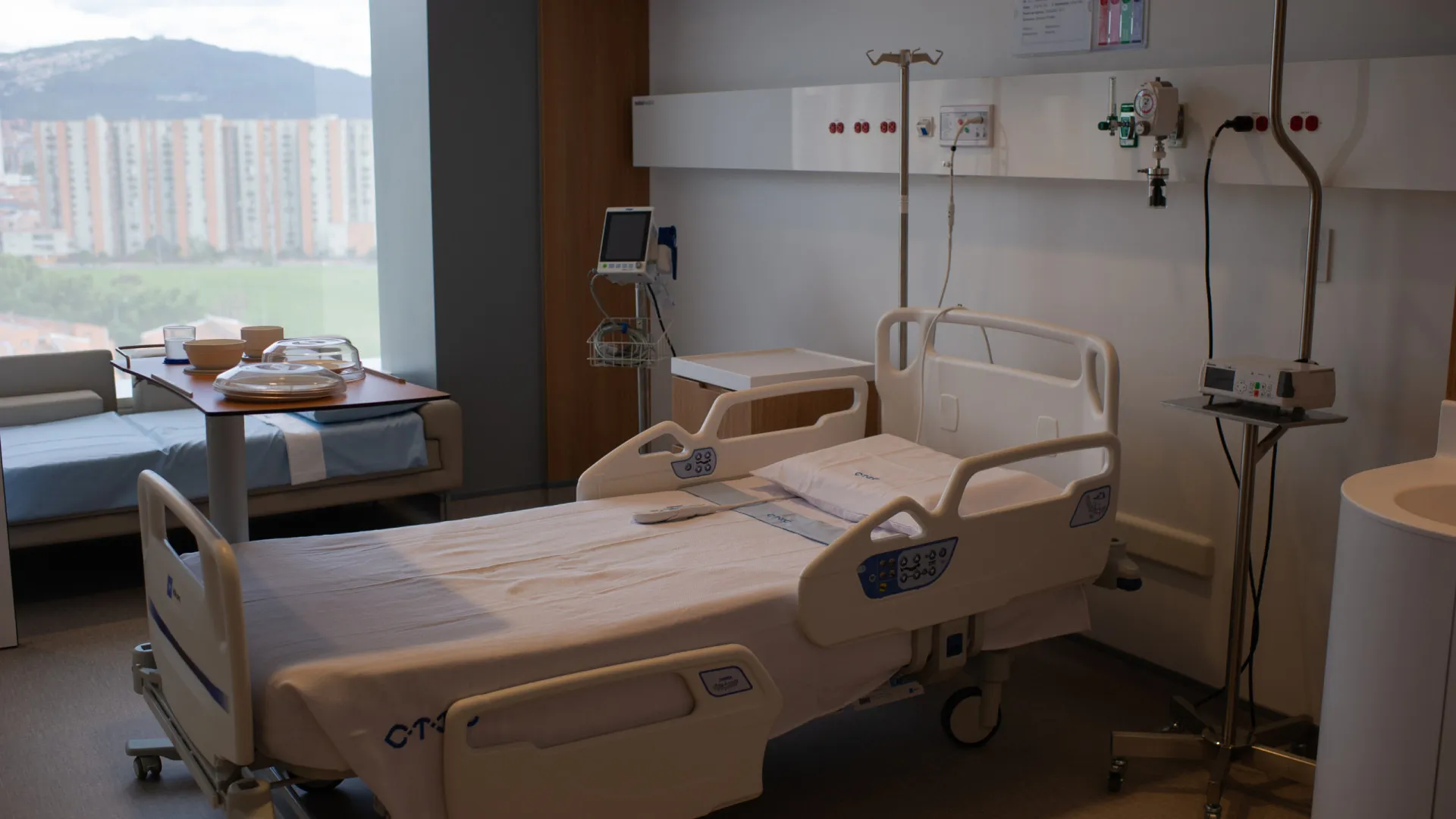 Cuidador de pessoa com câncer precisa estar atento à saúde mental; veja dicas