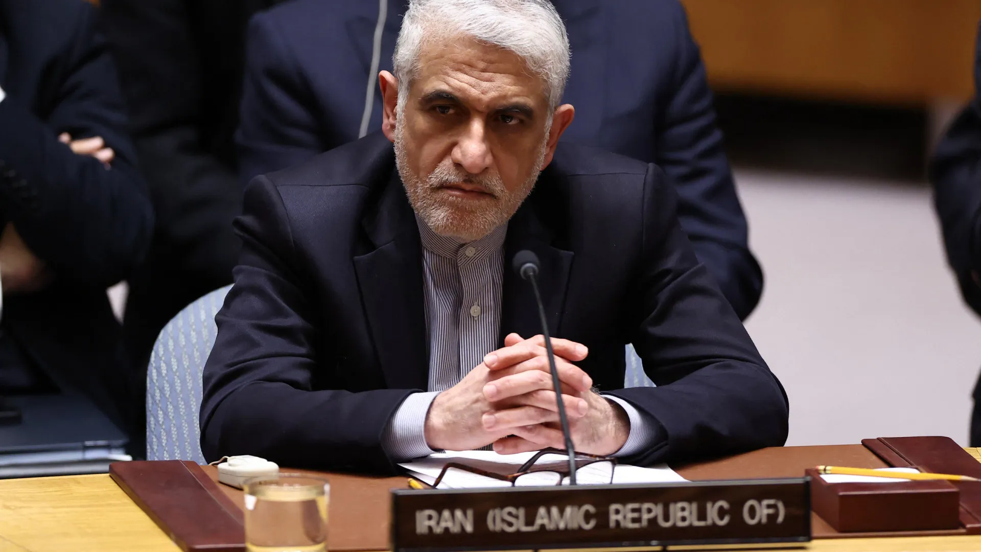 Irã reage a ameaça de Trump e fala em ‘incitação ao genocídio’