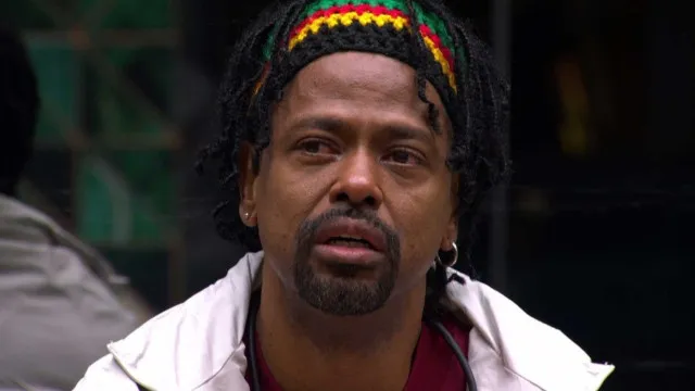 Leandro Boneco assiste críticas de Edilson pelas costas e dispara ser ‘lamentável’