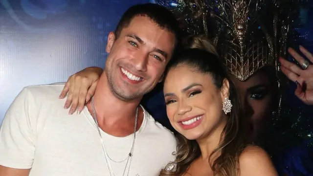 Lexa diz evitar cenas de beijo de Ricardo Vianna na TV: ‘Pulo todas’