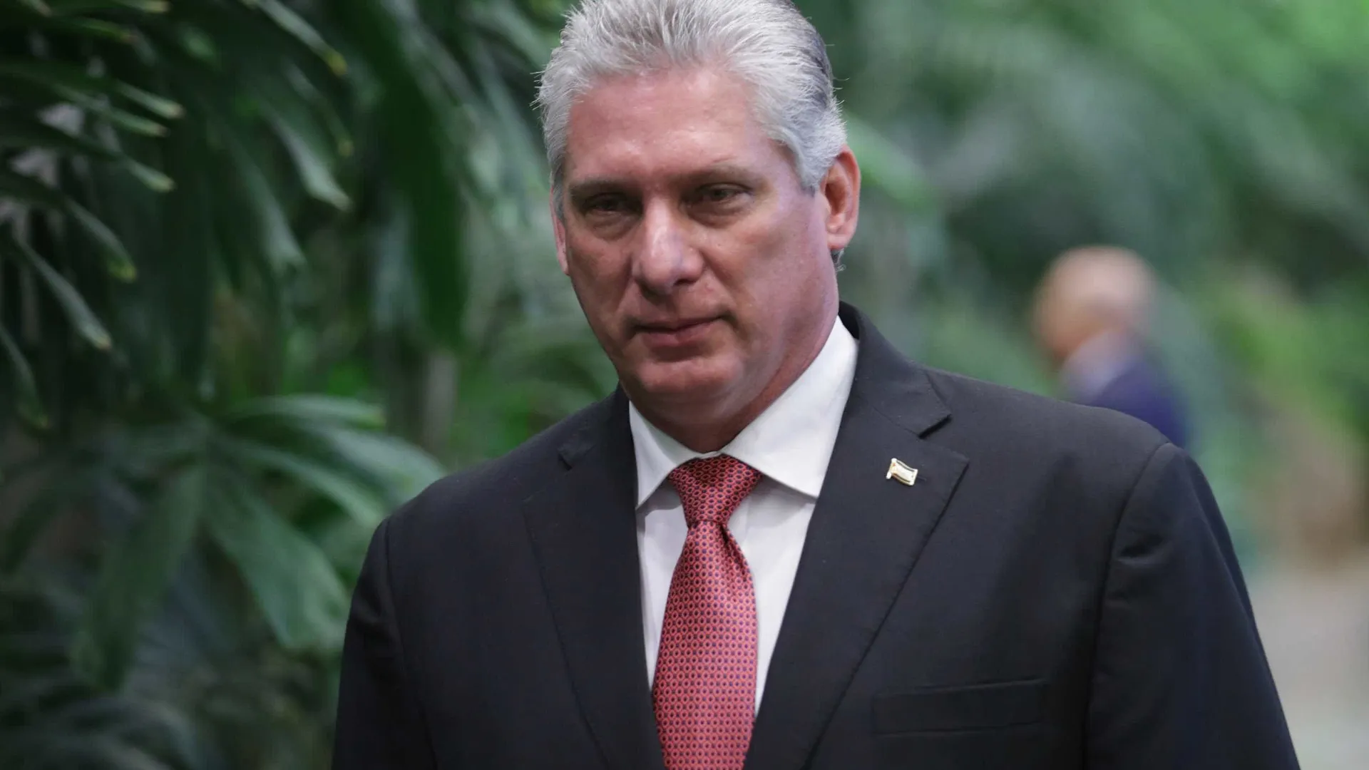 Líder de Cuba confirma negociações com os EUA para encerrar bloqueio