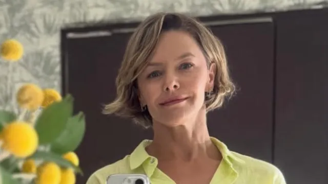 Bianca Rinaldi celebra 52 anos com foto nua e reflete: ‘De corpo, alma, inteira’