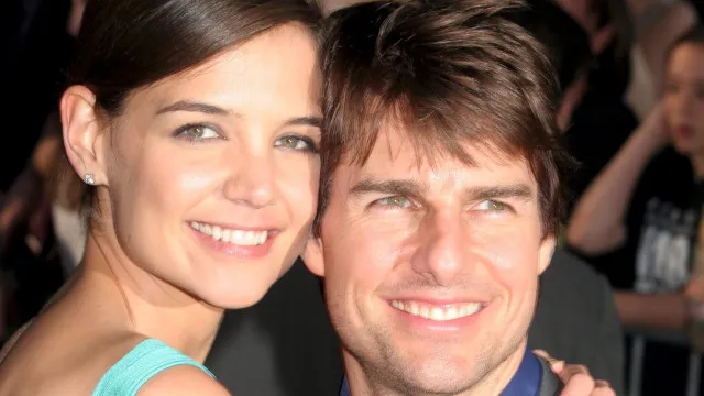 Katie Holmes estaria satisfeita com fracasso de filme de Tom Cruise